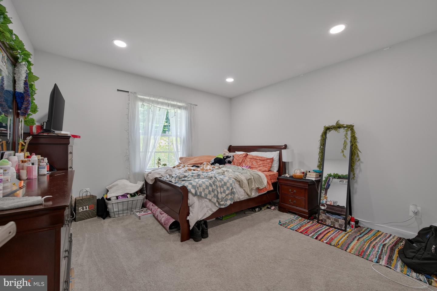 12 GRANVILLE DR, FREDERICKSBURG, Virginia 22405, 5 Bedrooms Bedrooms, ,3 BathroomsBathrooms,Residential,For sale,12 GRANVILLE DR,VAST2041346 MLS # VAST2041346