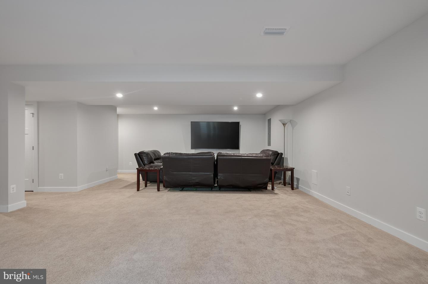 12 GRANVILLE DR, FREDERICKSBURG, Virginia 22405, 5 Bedrooms Bedrooms, ,3 BathroomsBathrooms,Residential,For sale,12 GRANVILLE DR,VAST2041346 MLS # VAST2041346