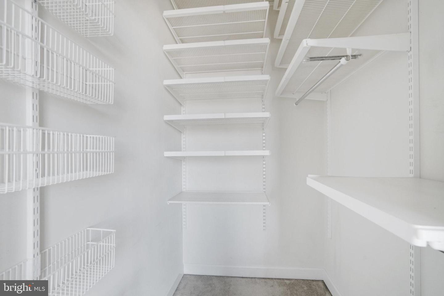 400 CAMERON STATION BLVD #438, ALEXANDRIA, Virginia 22304, 2 Bedrooms Bedrooms, ,2 BathroomsBathrooms,Residential,For sale,400 CAMERON STATION BLVD #438,VAAX2048102 MLS # VAAX2048102