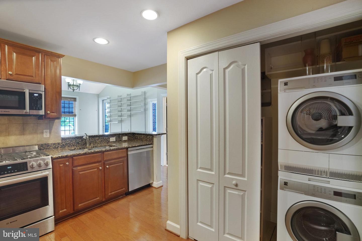400 CAMERON STATION BLVD #438, ALEXANDRIA, Virginia 22304, 2 Bedrooms Bedrooms, ,2 BathroomsBathrooms,Residential,For sale,400 CAMERON STATION BLVD #438,VAAX2048102 MLS # VAAX2048102