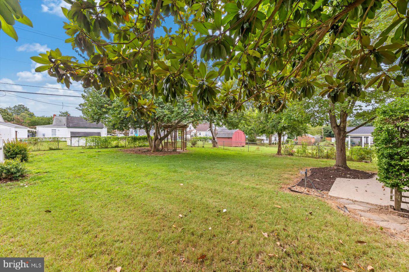 408 RIVERSIDE DR, FREDERICKSBURG, Virginia 22401, 3 Bedrooms Bedrooms, ,2 BathroomsBathrooms,Residential,For sale,408 RIVERSIDE DR,VAFB2008700 MLS # VAFB2008700