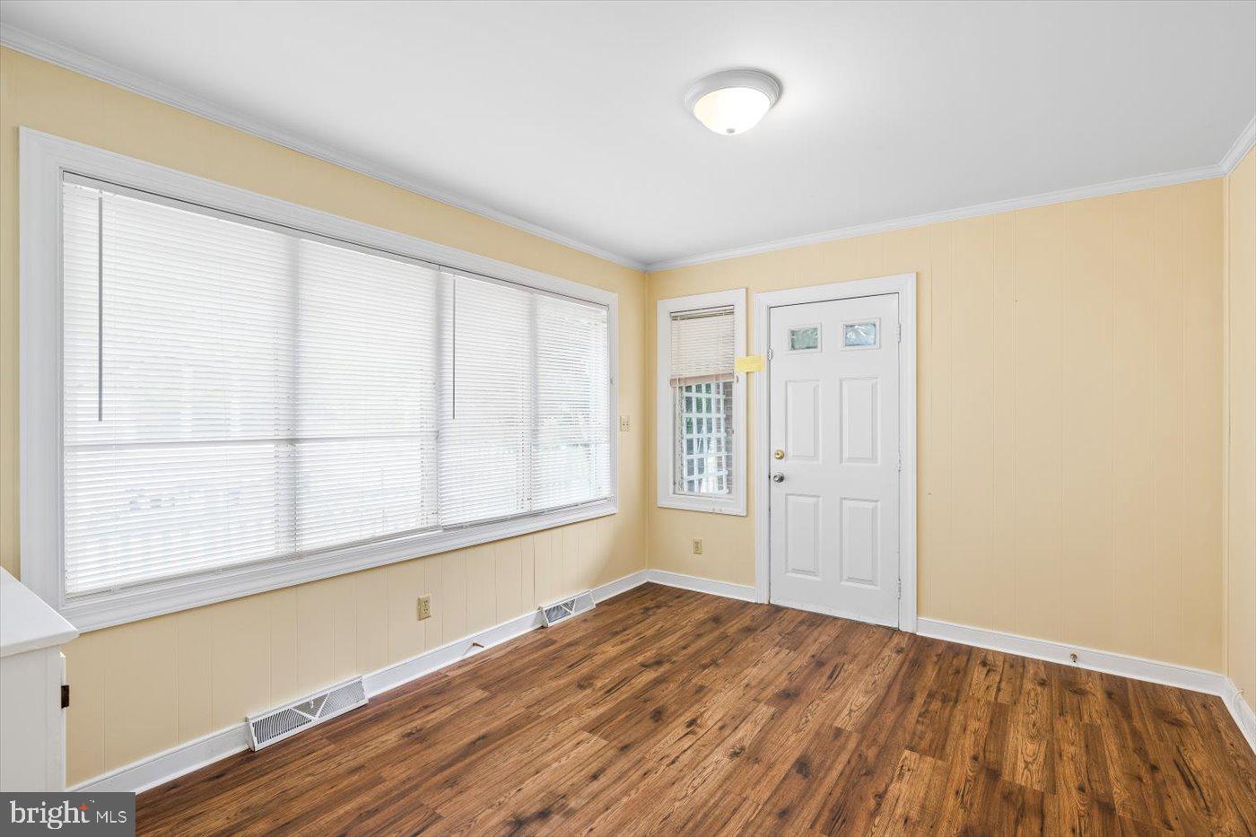 408 RIVERSIDE DR, FREDERICKSBURG, Virginia 22401, 3 Bedrooms Bedrooms, ,2 BathroomsBathrooms,Residential,For sale,408 RIVERSIDE DR,VAFB2008700 MLS # VAFB2008700