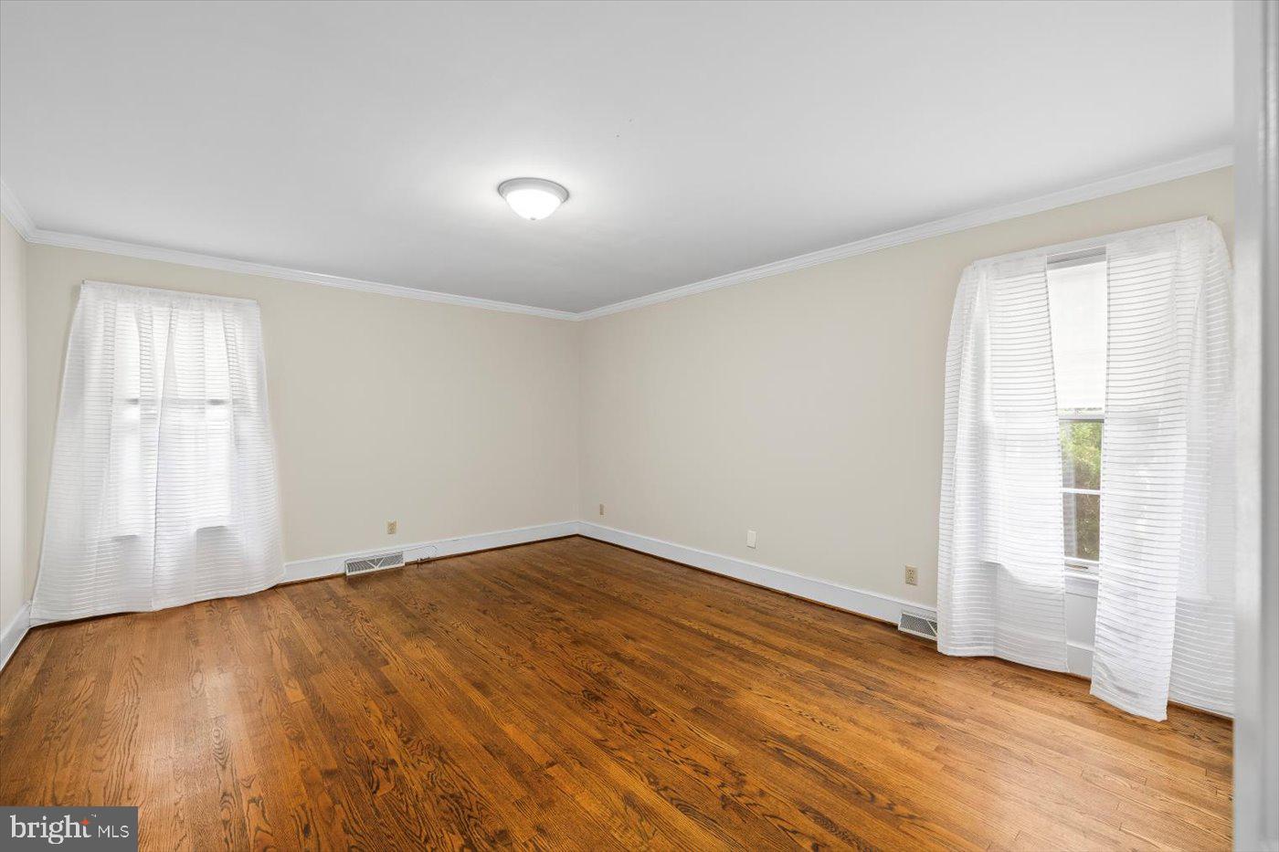 408 RIVERSIDE DR, FREDERICKSBURG, Virginia 22401, 3 Bedrooms Bedrooms, ,2 BathroomsBathrooms,Residential,For sale,408 RIVERSIDE DR,VAFB2008700 MLS # VAFB2008700