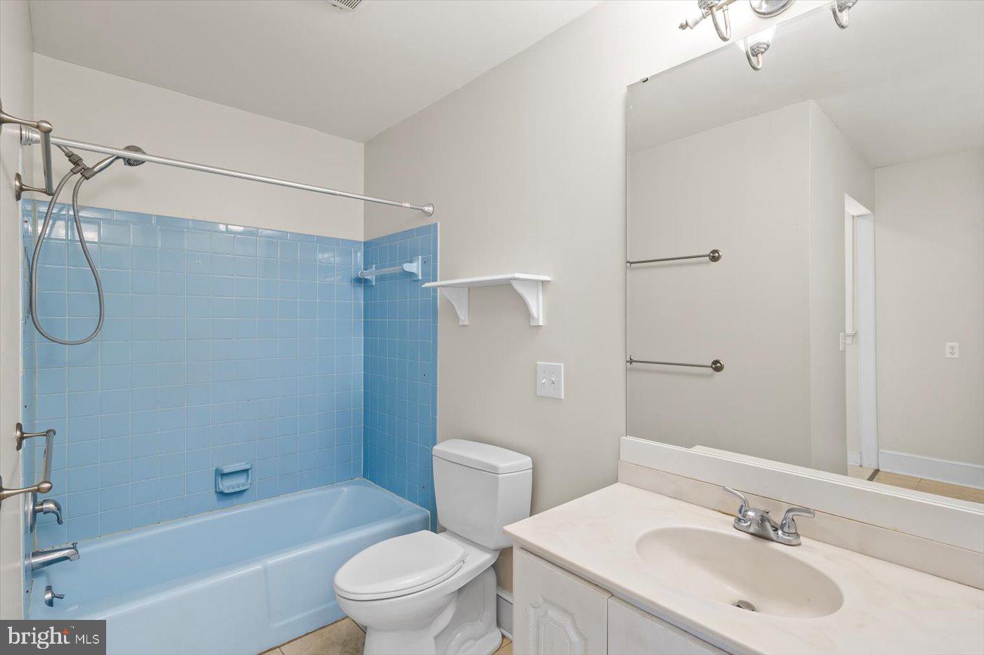 408 RIVERSIDE DR, FREDERICKSBURG, Virginia 22401, 3 Bedrooms Bedrooms, ,2 BathroomsBathrooms,Residential,For sale,408 RIVERSIDE DR,VAFB2008700 MLS # VAFB2008700