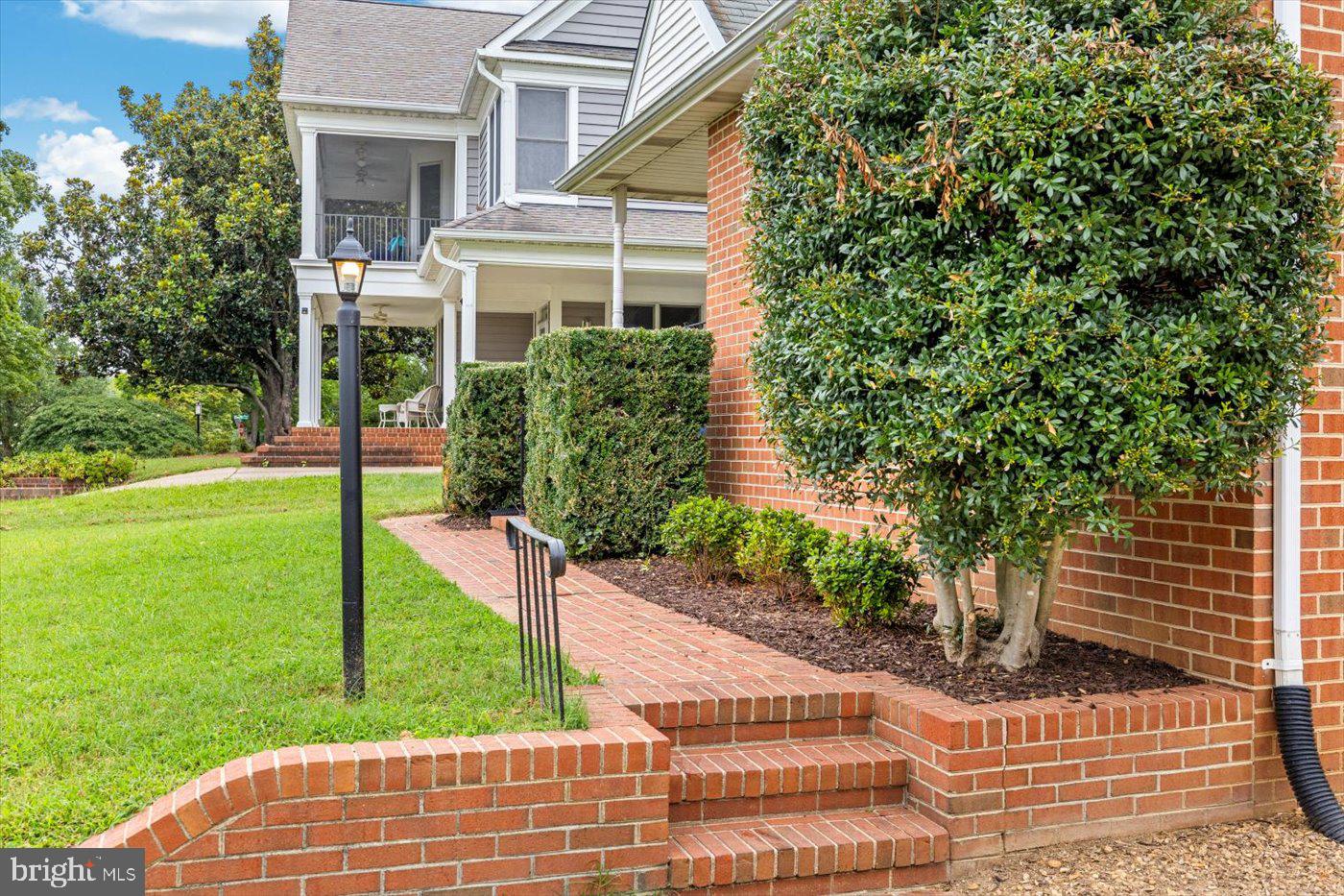 408 RIVERSIDE DR, FREDERICKSBURG, Virginia 22401, 3 Bedrooms Bedrooms, ,2 BathroomsBathrooms,Residential,For sale,408 RIVERSIDE DR,VAFB2008700 MLS # VAFB2008700