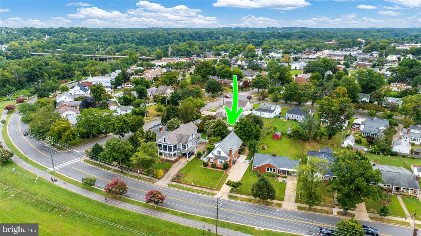 408 RIVERSIDE DR, FREDERICKSBURG, Virginia 22401, 3 Bedrooms Bedrooms, ,2 BathroomsBathrooms,Residential,For sale,408 RIVERSIDE DR,VAFB2008700 MLS # VAFB2008700