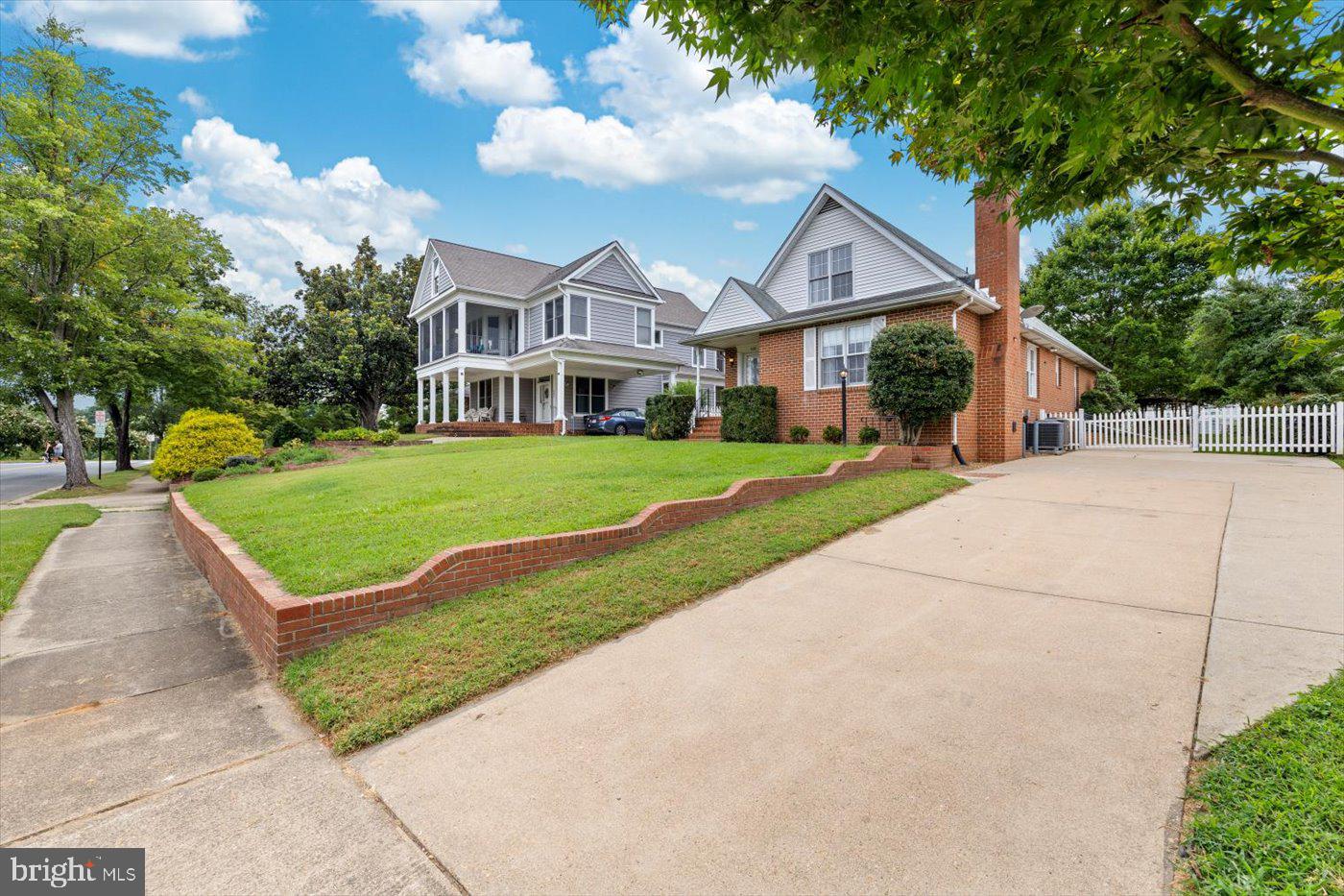 408 RIVERSIDE DR, FREDERICKSBURG, Virginia 22401, 3 Bedrooms Bedrooms, ,2 BathroomsBathrooms,Residential,For sale,408 RIVERSIDE DR,VAFB2008700 MLS # VAFB2008700