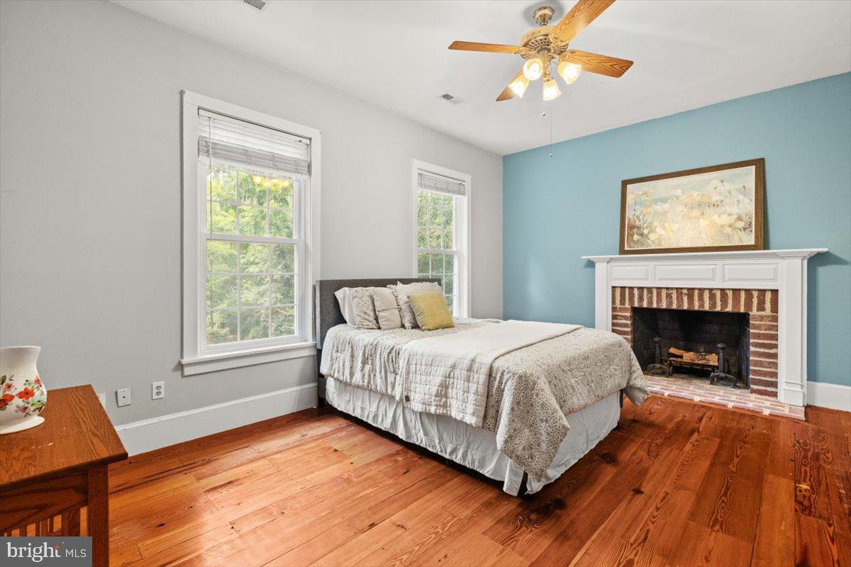 13944 ADEN RD, NOKESVILLE, Virginia 20181, 4 Bedrooms Bedrooms, ,4 BathroomsBathrooms,Residential,For sale,13944 ADEN RD,VAPW2100500 MLS # VAPW2100500