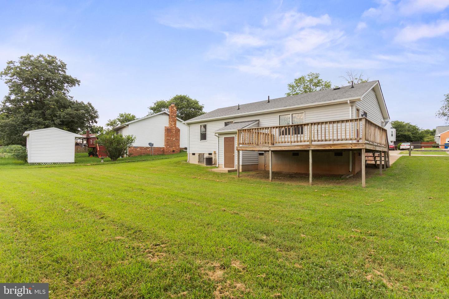 806 SHAMROCK DR, FREDERICKSBURG, Virginia 22407, 3 Bedrooms Bedrooms, 5 Rooms Rooms,2 BathroomsBathrooms,Residential,For sale,806 SHAMROCK DR,VASP2035126 MLS # VASP2035126