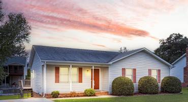 806 SHAMROCK DR, FREDERICKSBURG, Virginia 22407, 3 Bedrooms Bedrooms, 5 Rooms Rooms,2 BathroomsBathrooms,Residential,For sale,806 SHAMROCK DR,VASP2035126 MLS # VASP2035126