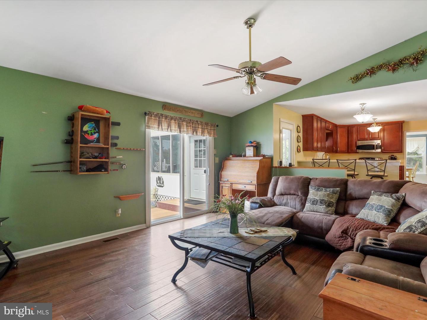 341 WARM SPRINGS RD, WINCHESTER, Virginia 22603, 4 Bedrooms Bedrooms, ,2 BathroomsBathrooms,Residential,For sale,341 WARM SPRINGS RD,VAFV2035778 MLS # VAFV2035778