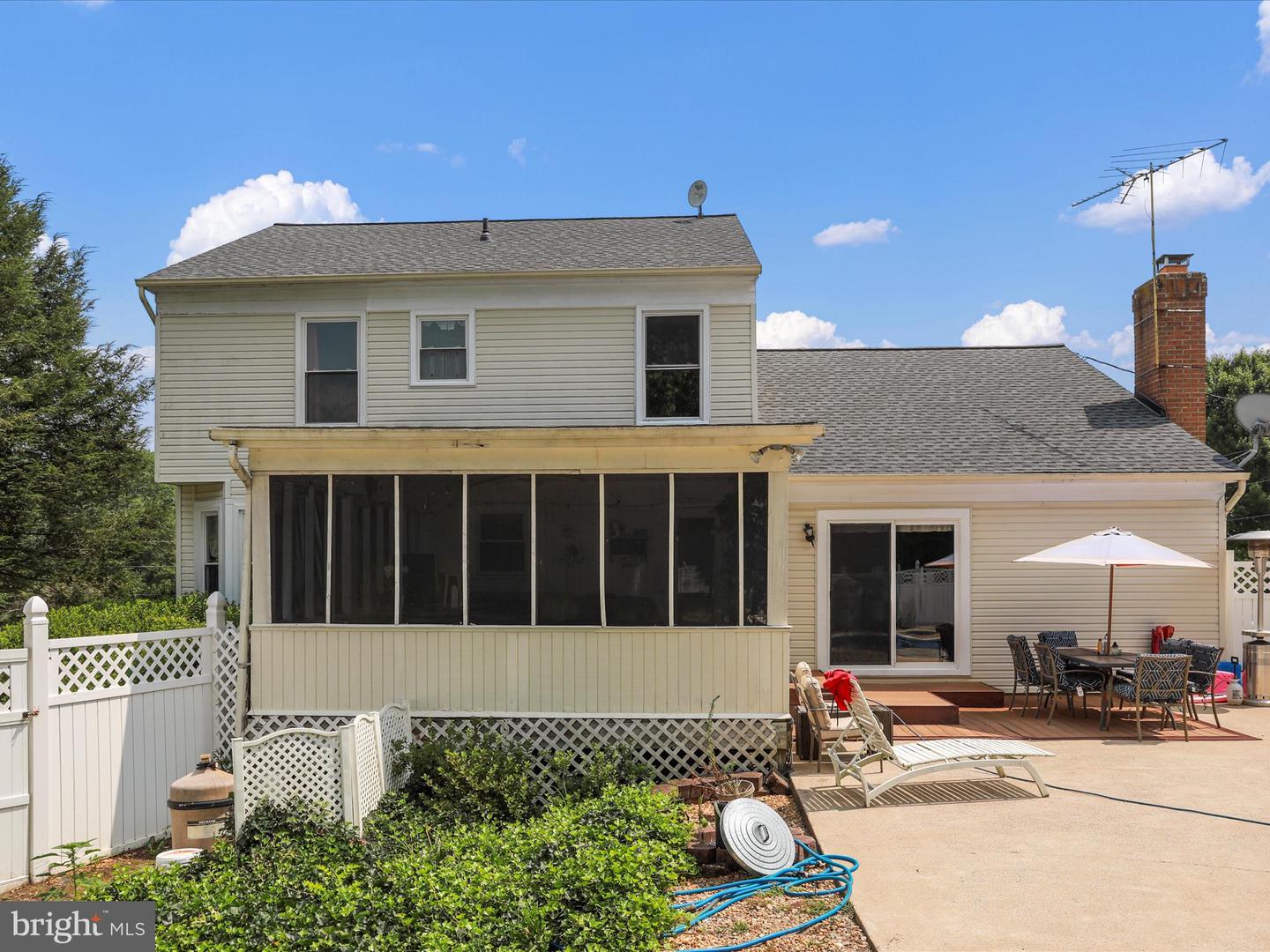 341 WARM SPRINGS RD, WINCHESTER, Virginia 22603, 4 Bedrooms Bedrooms, ,2 BathroomsBathrooms,Residential,For sale,341 WARM SPRINGS RD,VAFV2035778 MLS # VAFV2035778