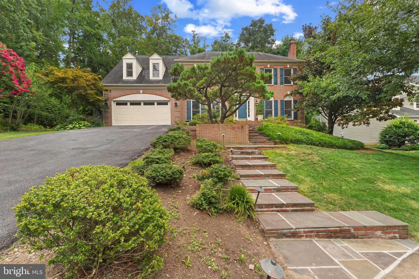 1201 ESSEX MANOR CT, ALEXANDRIA, Virginia 22308, 4 Bedrooms Bedrooms, ,4 BathroomsBathrooms,Residential,For sale,1201 ESSEX MANOR CT,VAFX2259038 MLS # VAFX2259038