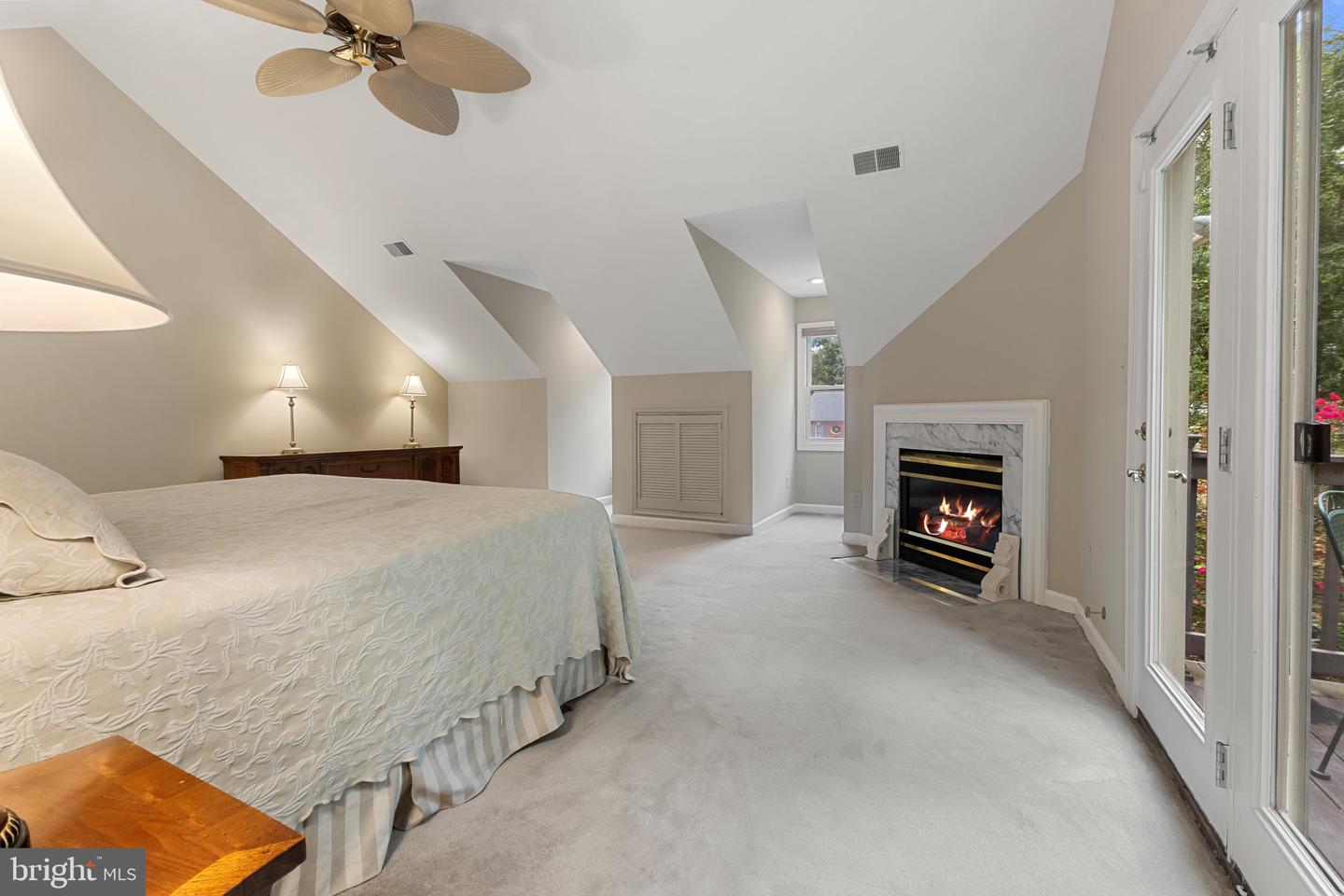 1201 ESSEX MANOR CT, ALEXANDRIA, Virginia 22308, 4 Bedrooms Bedrooms, ,4 BathroomsBathrooms,Residential,For sale,1201 ESSEX MANOR CT,VAFX2259038 MLS # VAFX2259038
