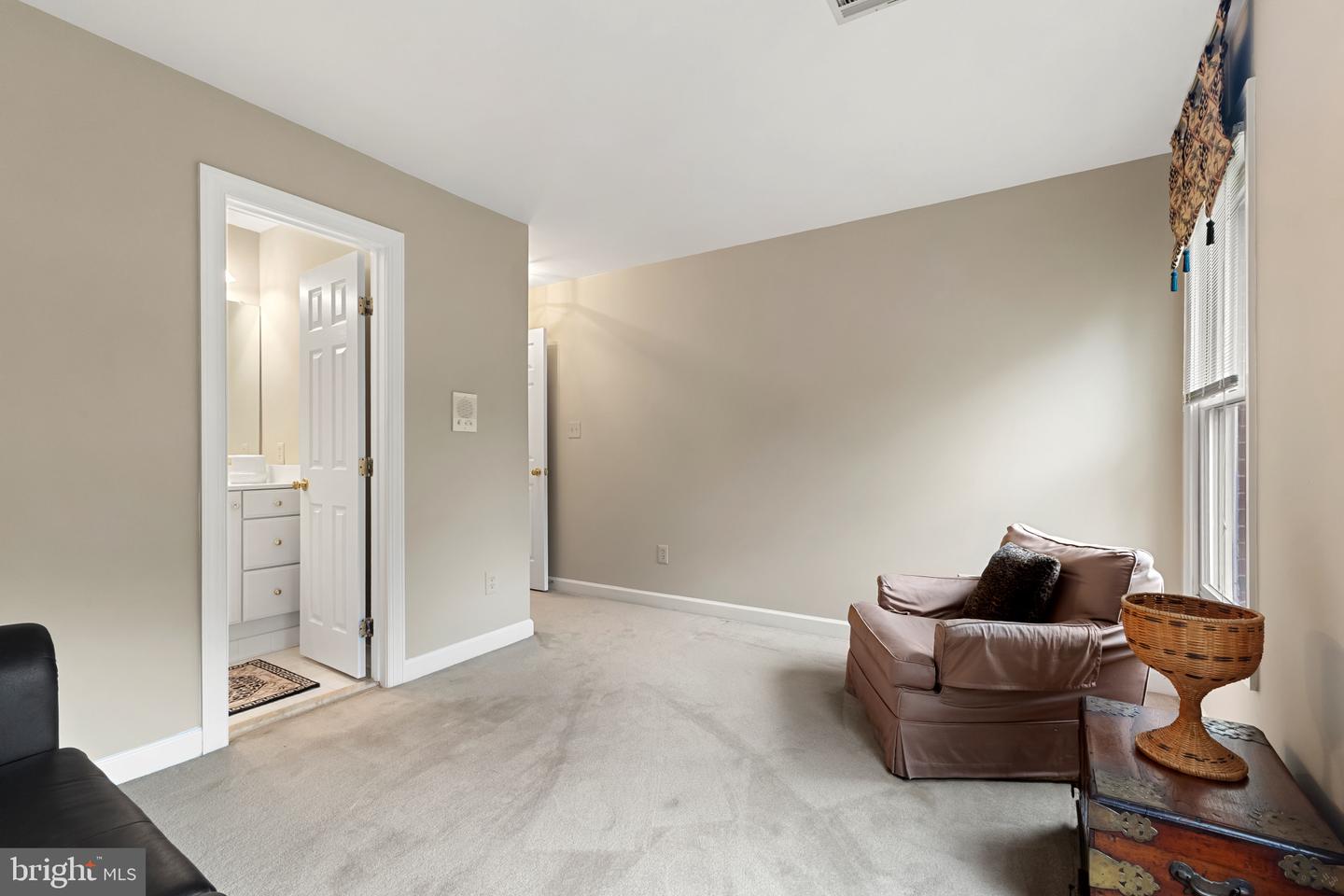 1201 ESSEX MANOR CT, ALEXANDRIA, Virginia 22308, 4 Bedrooms Bedrooms, ,4 BathroomsBathrooms,Residential,For sale,1201 ESSEX MANOR CT,VAFX2259038 MLS # VAFX2259038