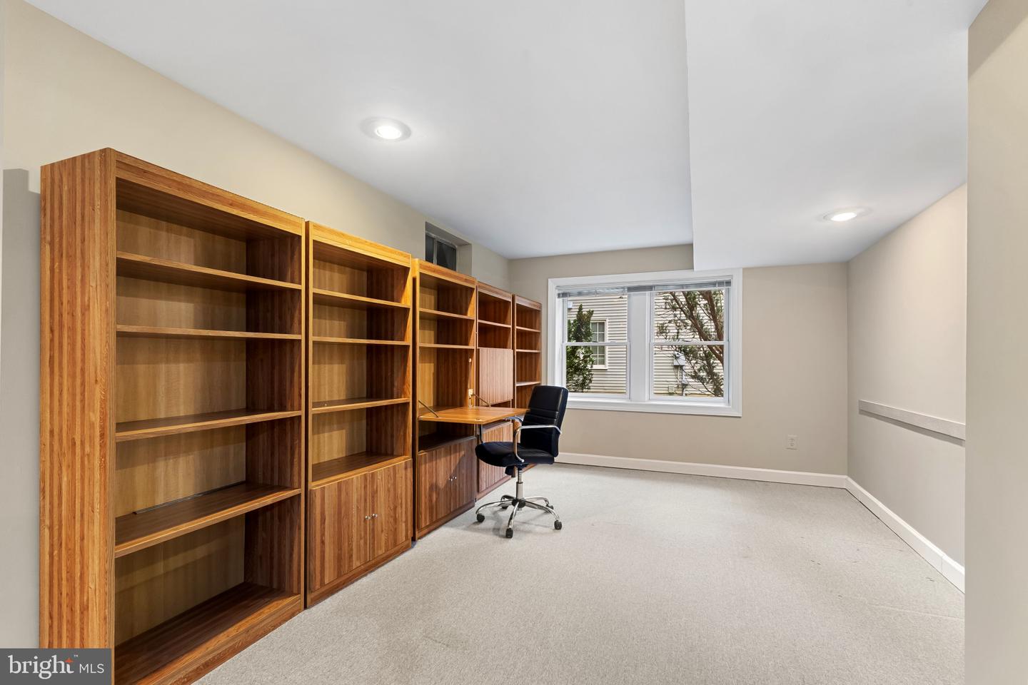 1201 ESSEX MANOR CT, ALEXANDRIA, Virginia 22308, 4 Bedrooms Bedrooms, ,4 BathroomsBathrooms,Residential,For sale,1201 ESSEX MANOR CT,VAFX2259038 MLS # VAFX2259038