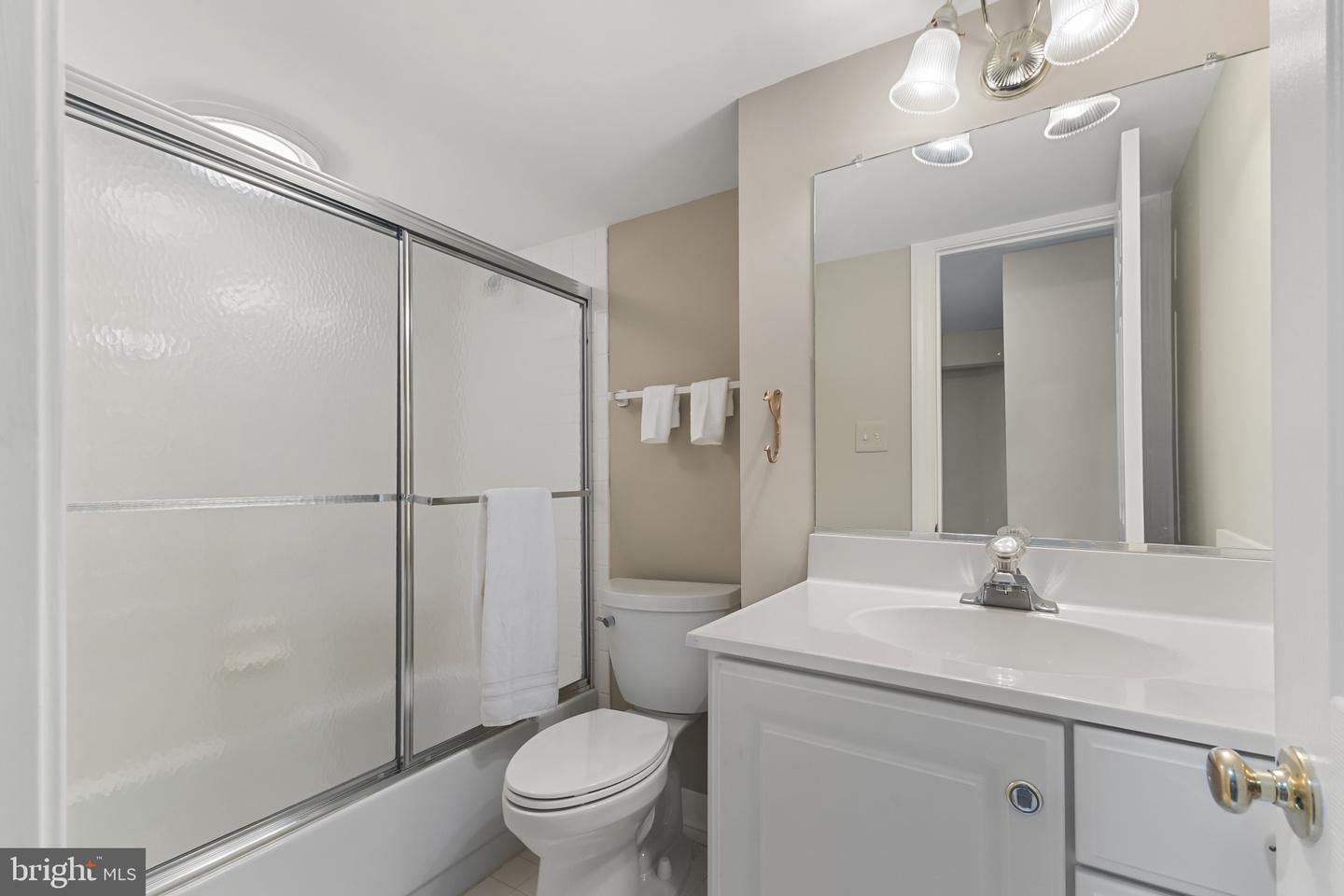1201 ESSEX MANOR CT, ALEXANDRIA, Virginia 22308, 4 Bedrooms Bedrooms, ,4 BathroomsBathrooms,Residential,For sale,1201 ESSEX MANOR CT,VAFX2259038 MLS # VAFX2259038