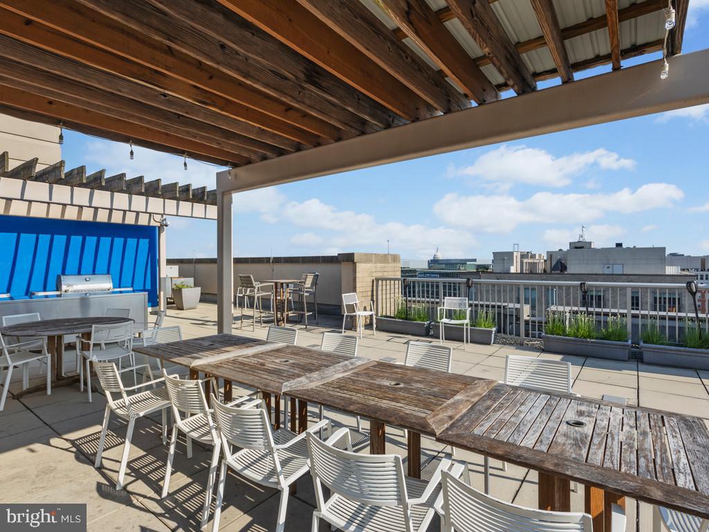 811 4TH ST NW #608, WASHINGTON, District Of Columbia 20001, 1 Bedroom Bedrooms, 4 Rooms Rooms,1 BathroomBathrooms,Residential,For sale,811 4TH ST NW #608,DCDC2213396 MLS # DCDC2213396