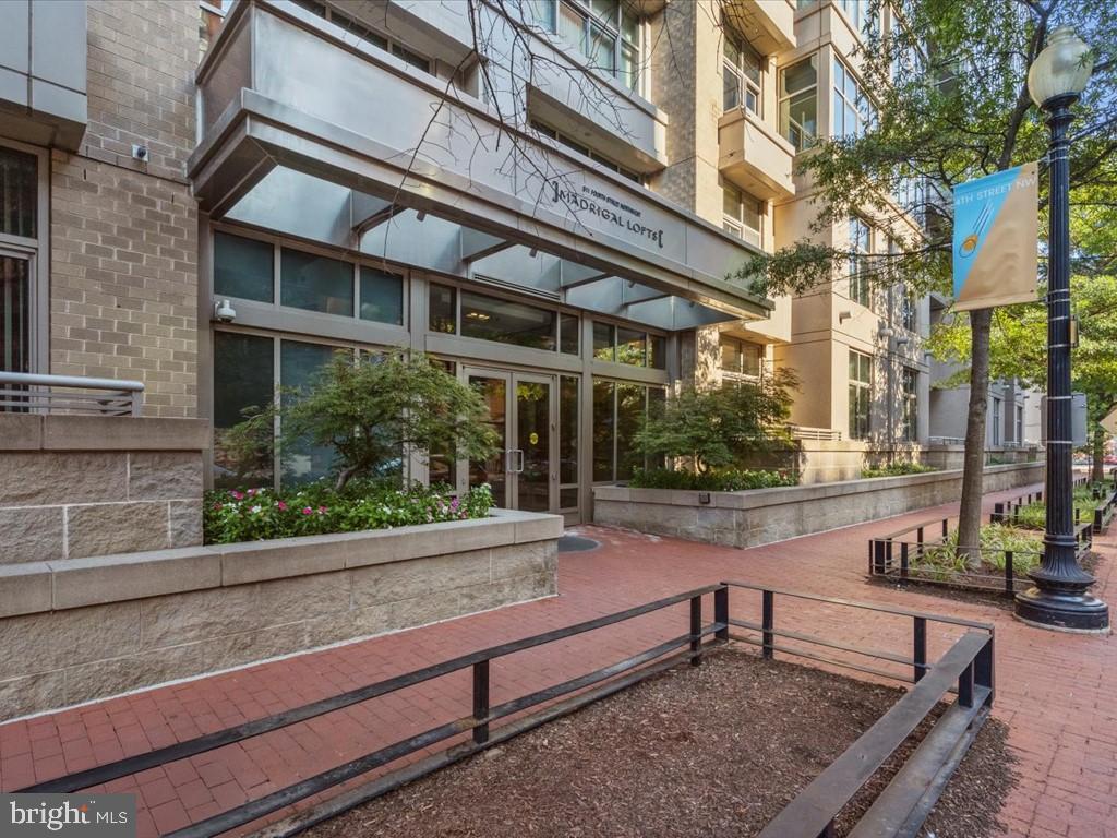 811 4TH ST NW #608, WASHINGTON, District Of Columbia 20001, 1 Bedroom Bedrooms, 4 Rooms Rooms,1 BathroomBathrooms,Residential,For sale,811 4TH ST NW #608,DCDC2213396 MLS # DCDC2213396