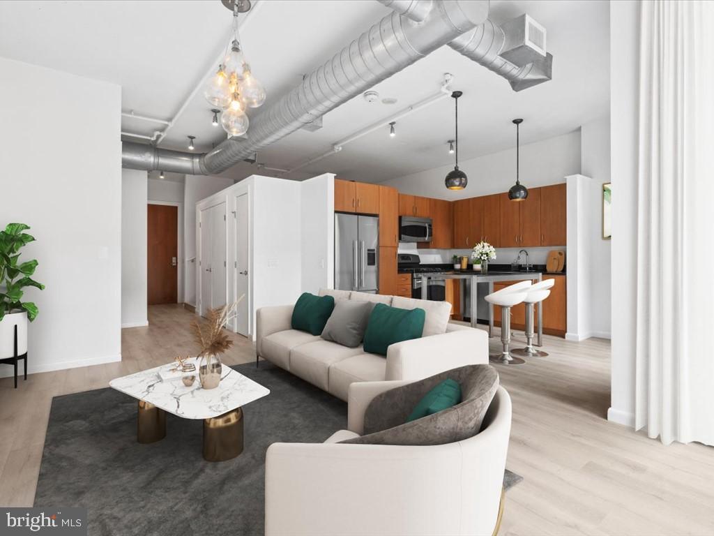 811 4TH ST NW #608, WASHINGTON, District Of Columbia 20001, 1 Bedroom Bedrooms, 4 Rooms Rooms,1 BathroomBathrooms,Residential,For sale,811 4TH ST NW #608,DCDC2213396 MLS # DCDC2213396