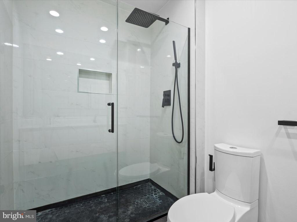 811 4TH ST NW #608, WASHINGTON, District Of Columbia 20001, 1 Bedroom Bedrooms, 4 Rooms Rooms,1 BathroomBathrooms,Residential,For sale,811 4TH ST NW #608,DCDC2213396 MLS # DCDC2213396