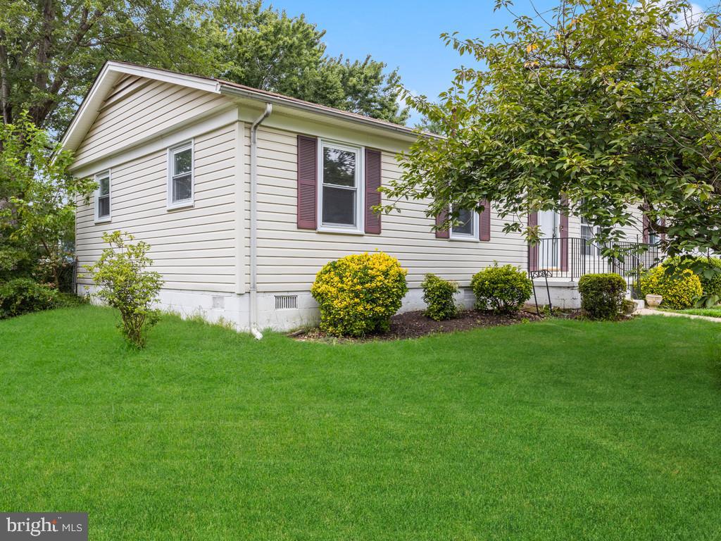 8018 IMPERIAL ST, ALEXANDRIA, Virginia 22309, 3 Bedrooms Bedrooms, 8 Rooms Rooms,1 BathroomBathrooms,Residential,For sale,8018 IMPERIAL ST,VAFX2259088 MLS # VAFX2259088
