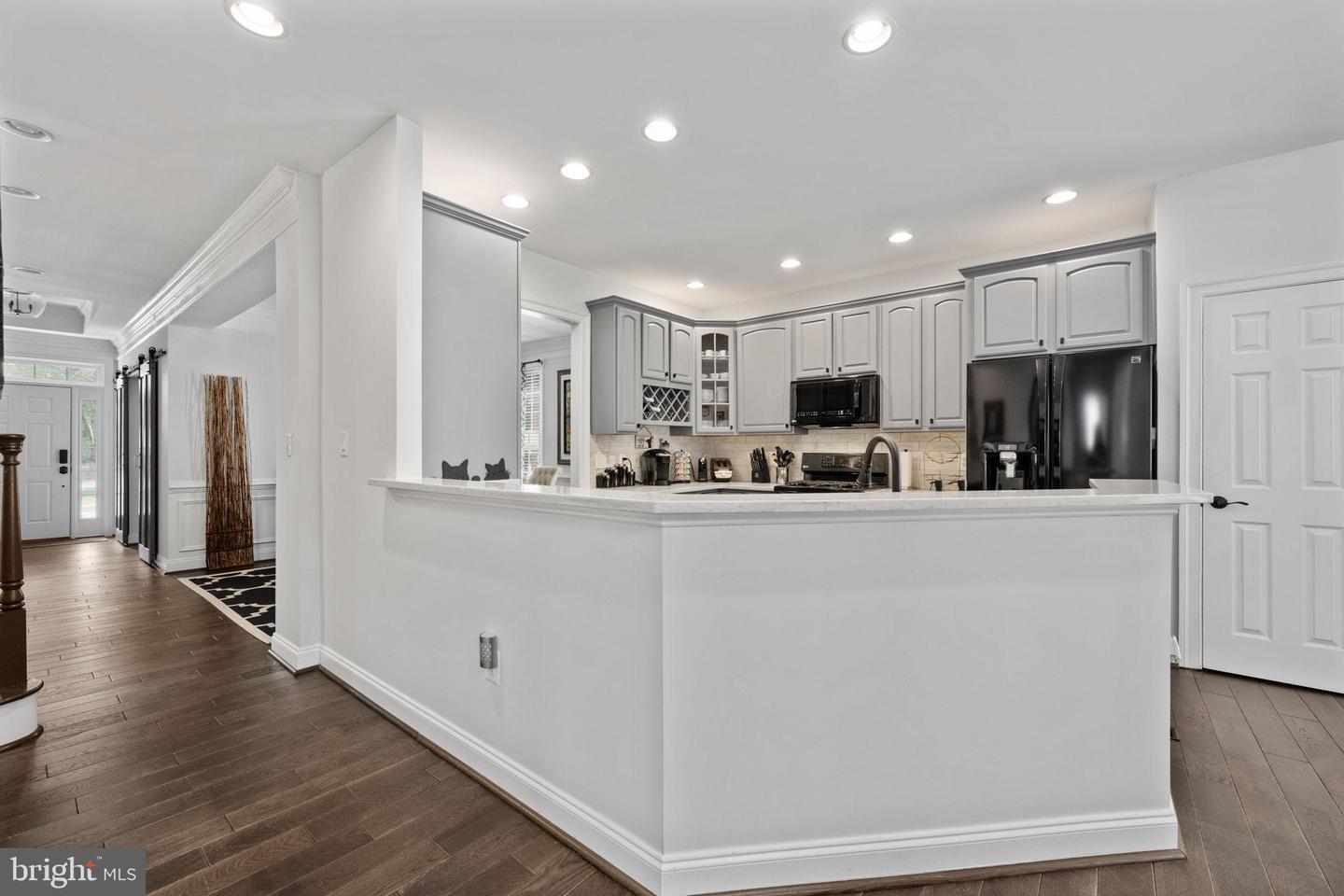 6012 DUNNBROOK TER, HAYMARKET, Virginia 20169, 5 Bedrooms Bedrooms, ,3 BathroomsBathrooms,Residential,For sale,6012 DUNNBROOK TER,VAPW2100674 MLS # VAPW2100674