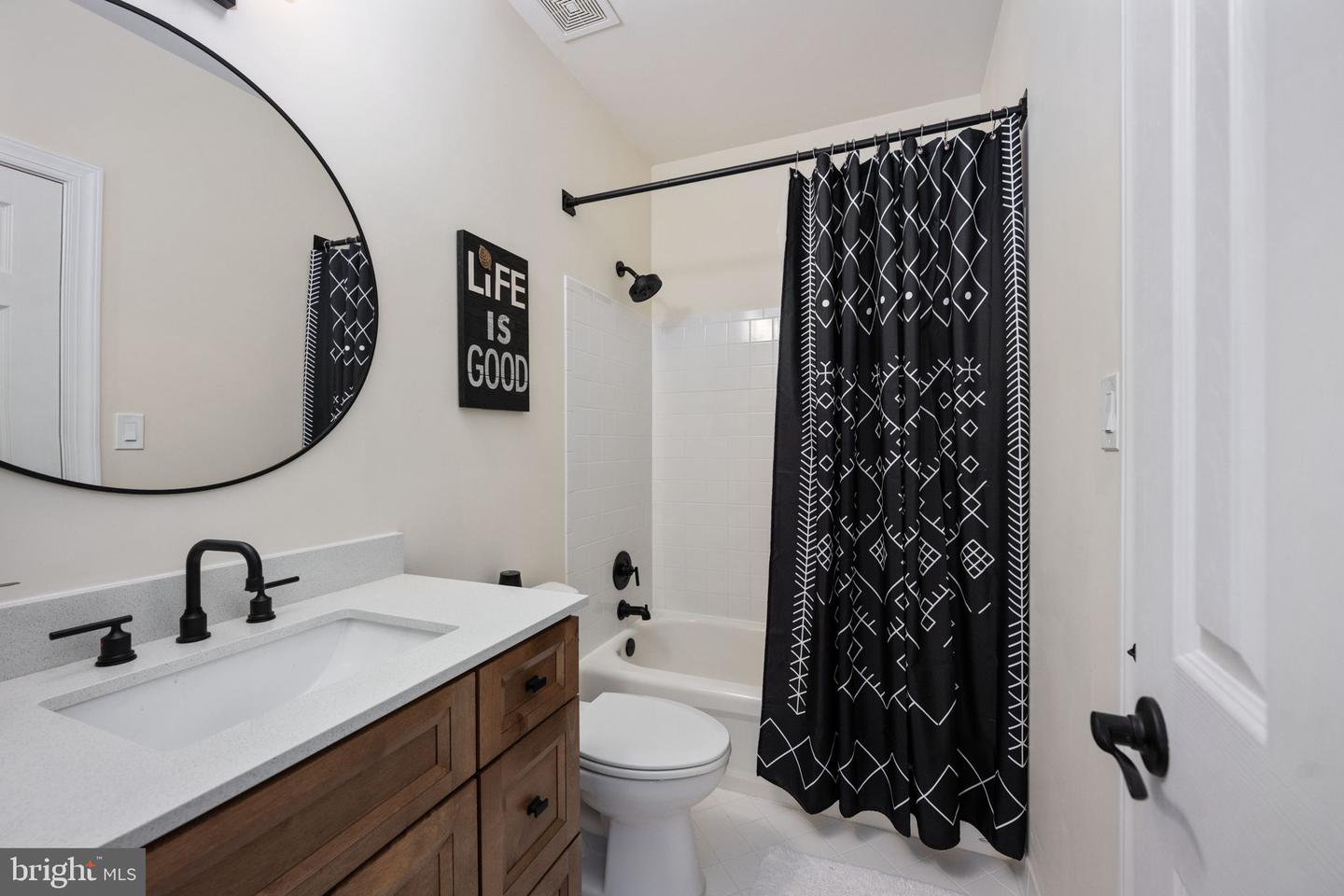 6012 DUNNBROOK TER, HAYMARKET, Virginia 20169, 5 Bedrooms Bedrooms, ,3 BathroomsBathrooms,Residential,For sale,6012 DUNNBROOK TER,VAPW2100674 MLS # VAPW2100674