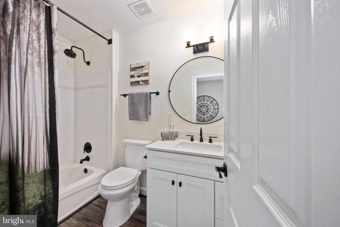 6012 DUNNBROOK TER, HAYMARKET, Virginia 20169, 5 Bedrooms Bedrooms, ,3 BathroomsBathrooms,Residential,For sale,6012 DUNNBROOK TER,VAPW2100674 MLS # VAPW2100674