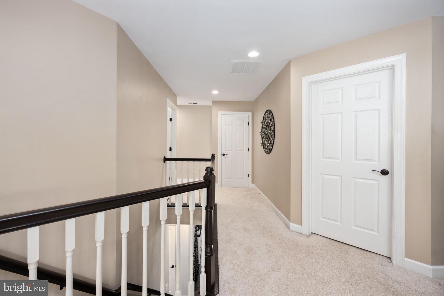 6012 DUNNBROOK TER, HAYMARKET, Virginia 20169, 5 Bedrooms Bedrooms, ,3 BathroomsBathrooms,Residential,For sale,6012 DUNNBROOK TER,VAPW2100674 MLS # VAPW2100674