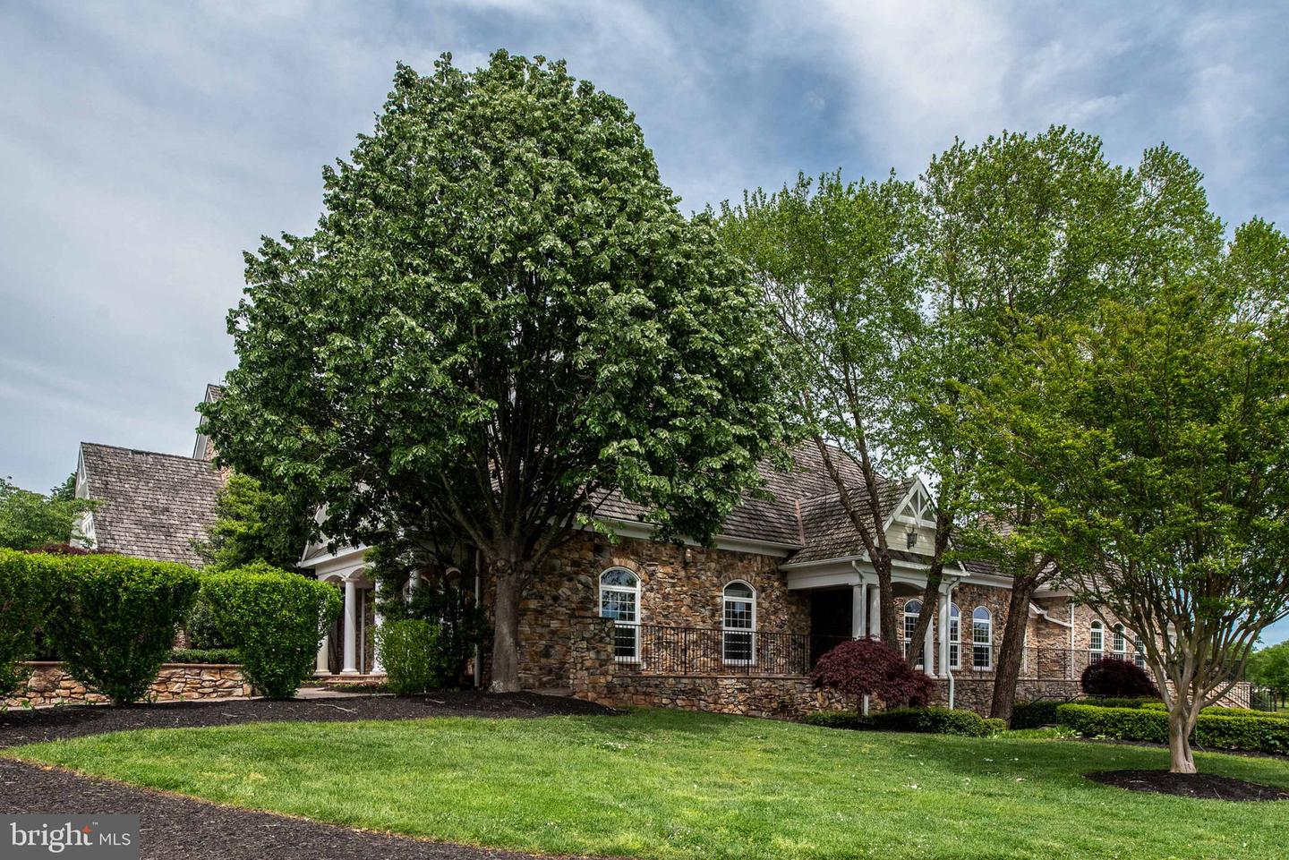 6012 DUNNBROOK TER, HAYMARKET, Virginia 20169, 5 Bedrooms Bedrooms, ,3 BathroomsBathrooms,Residential,For sale,6012 DUNNBROOK TER,VAPW2100674 MLS # VAPW2100674