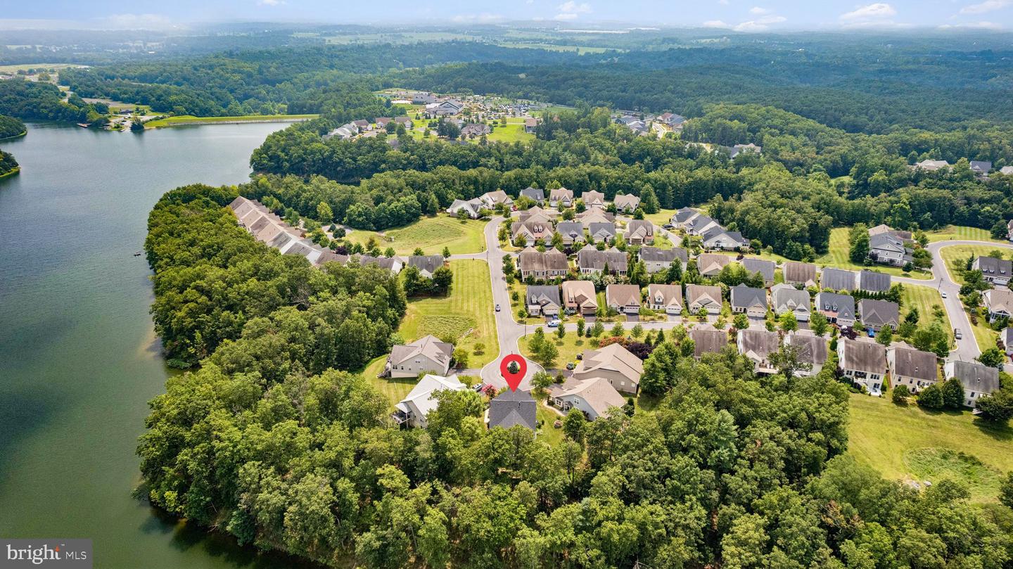 108 BUNTING CT, LAKE FREDERICK, Virginia 22630, 3 Bedrooms Bedrooms, ,4 BathroomsBathrooms,Residential,For sale,108 BUNTING CT,VAFV2035860 MLS # VAFV2035860