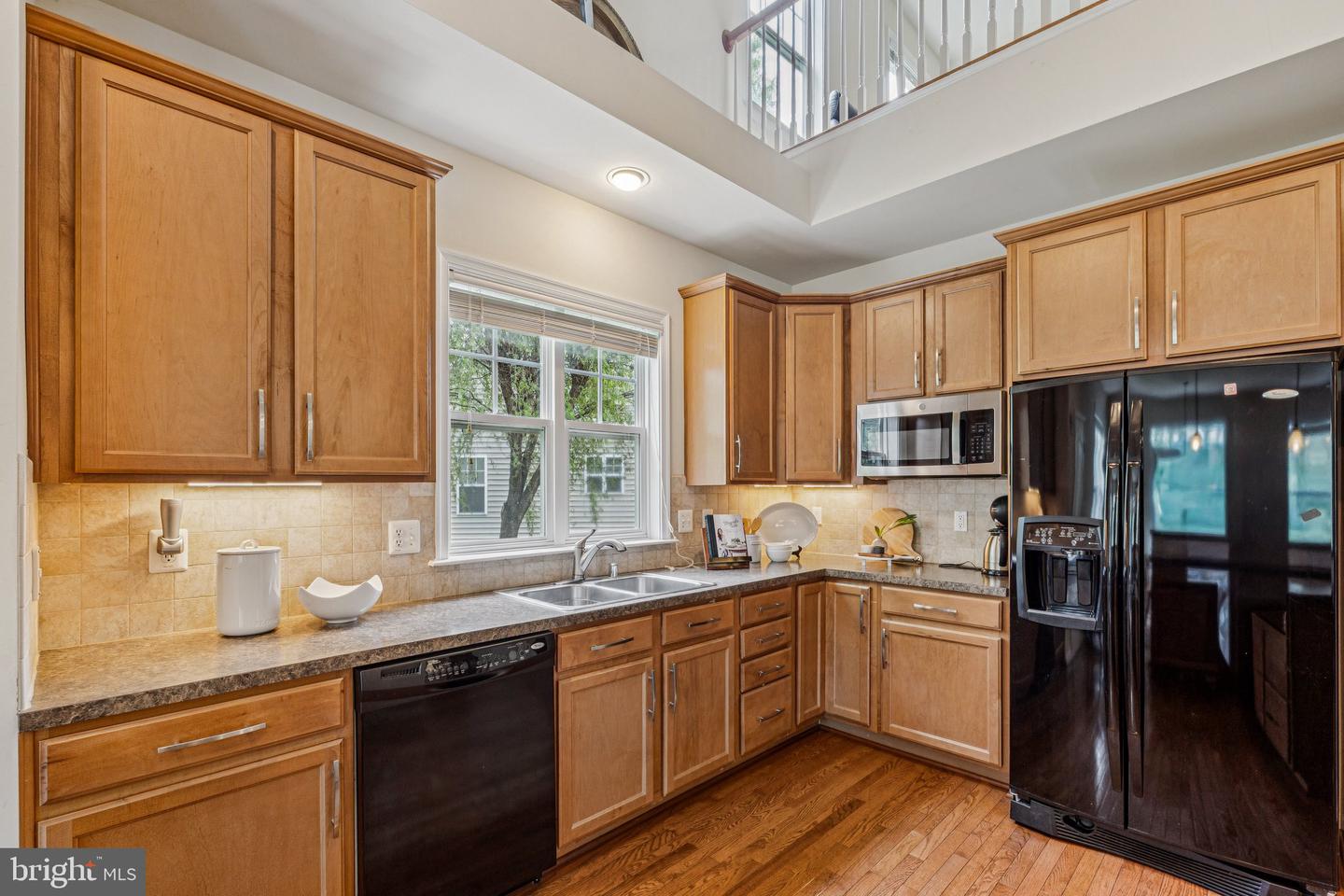 108 BUNTING CT, LAKE FREDERICK, Virginia 22630, 3 Bedrooms Bedrooms, ,4 BathroomsBathrooms,Residential,For sale,108 BUNTING CT,VAFV2035860 MLS # VAFV2035860