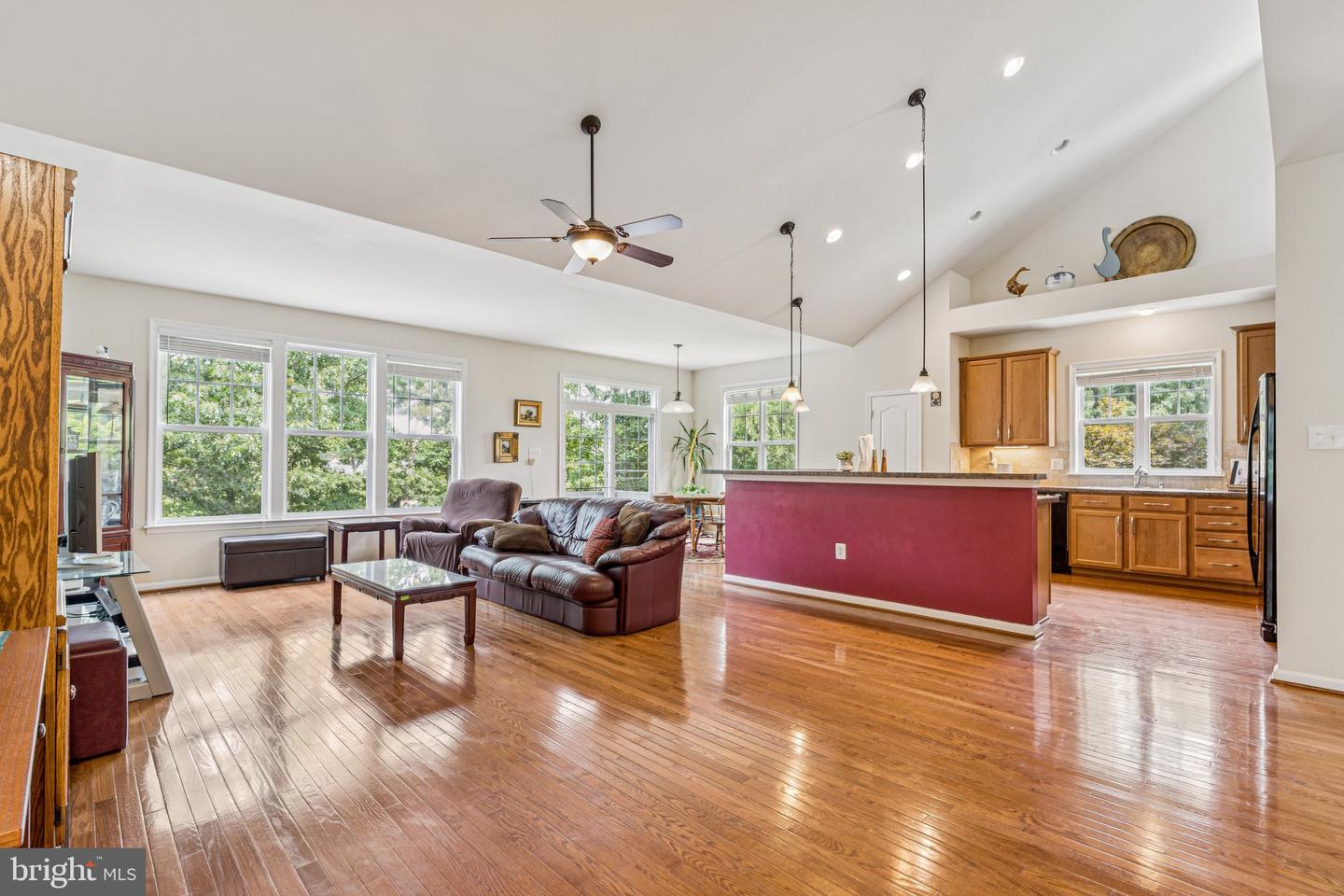108 BUNTING CT, LAKE FREDERICK, Virginia 22630, 3 Bedrooms Bedrooms, ,4 BathroomsBathrooms,Residential,For sale,108 BUNTING CT,VAFV2035860 MLS # VAFV2035860