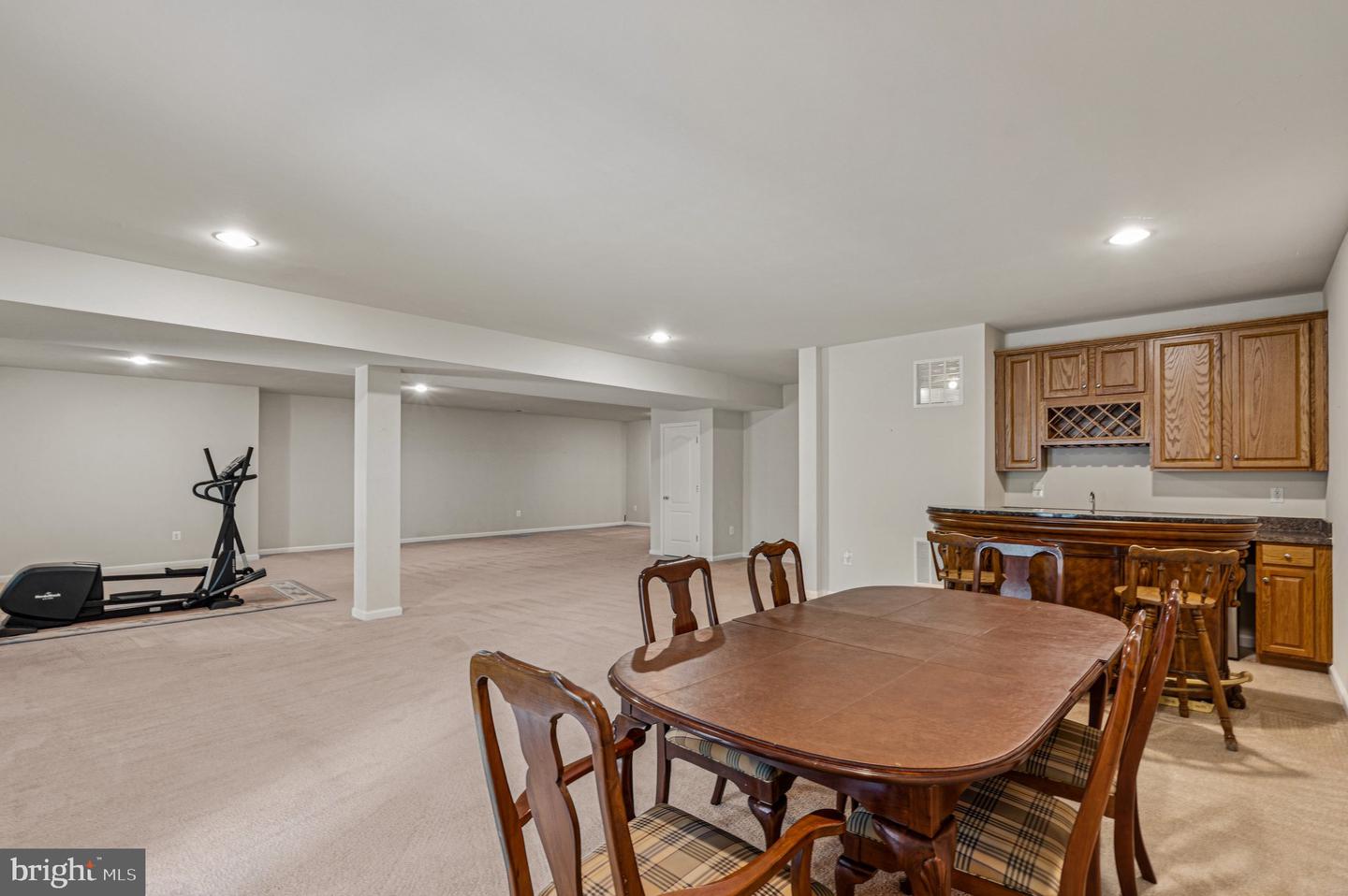 108 BUNTING CT, LAKE FREDERICK, Virginia 22630, 3 Bedrooms Bedrooms, ,4 BathroomsBathrooms,Residential,For sale,108 BUNTING CT,VAFV2035860 MLS # VAFV2035860
