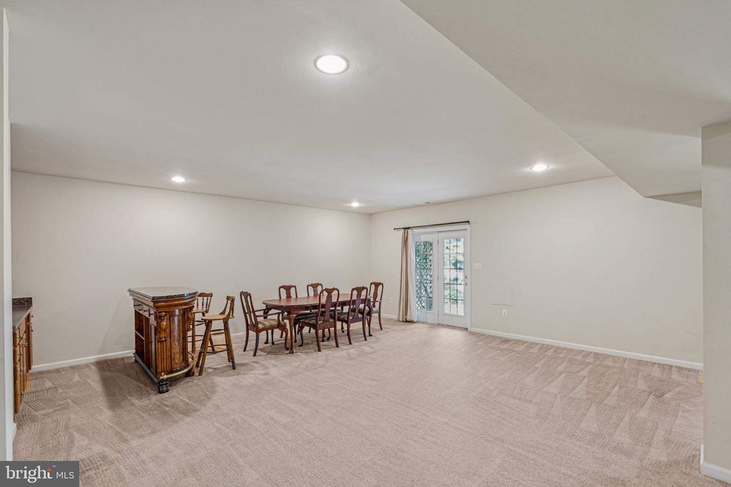 108 BUNTING CT, LAKE FREDERICK, Virginia 22630, 3 Bedrooms Bedrooms, ,4 BathroomsBathrooms,Residential,For sale,108 BUNTING CT,VAFV2035860 MLS # VAFV2035860