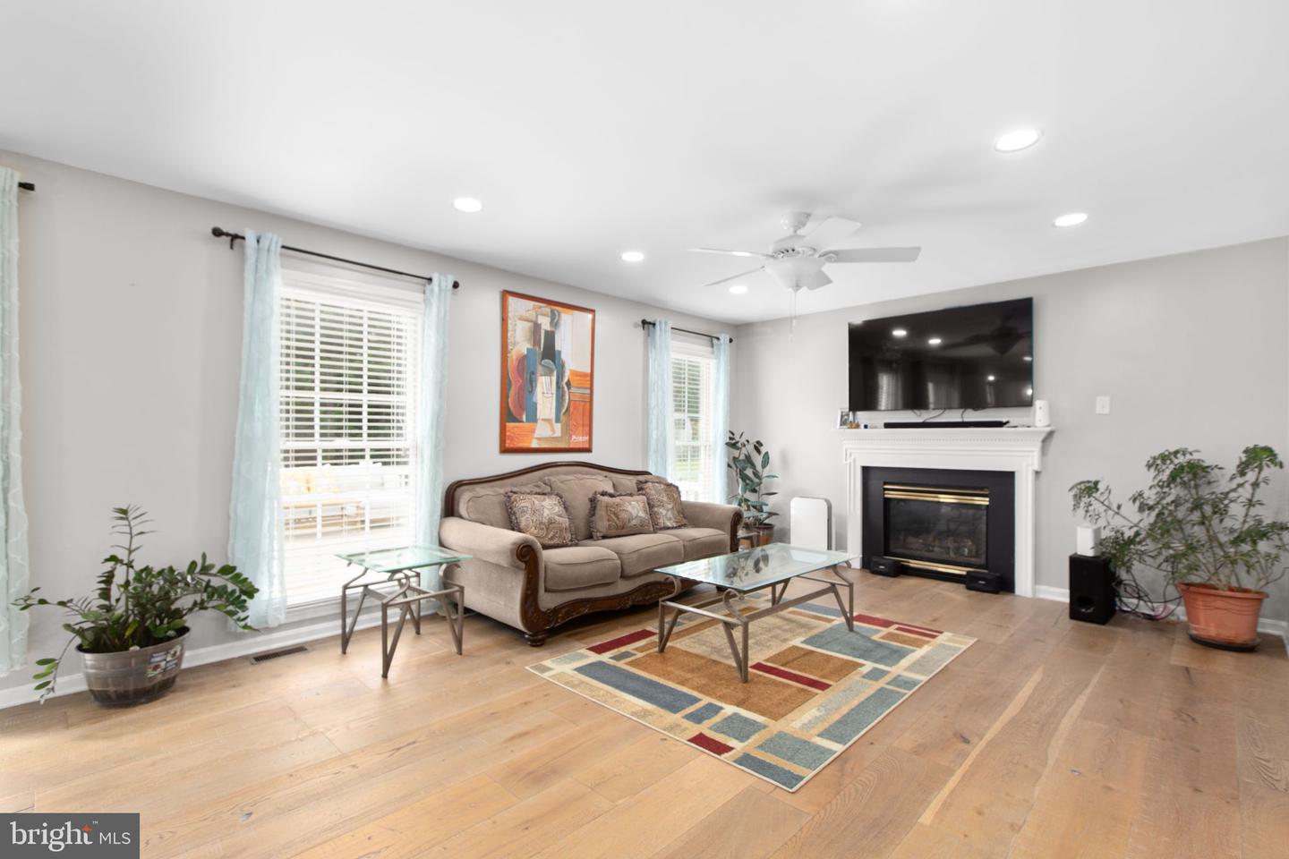 11616 DUCHESS DR, FREDERICKSBURG, Virginia 22408, 5 Bedrooms Bedrooms, ,3 BathroomsBathrooms,Residential,For sale,11616 DUCHESS DR,VASP2035154 MLS # VASP2035154