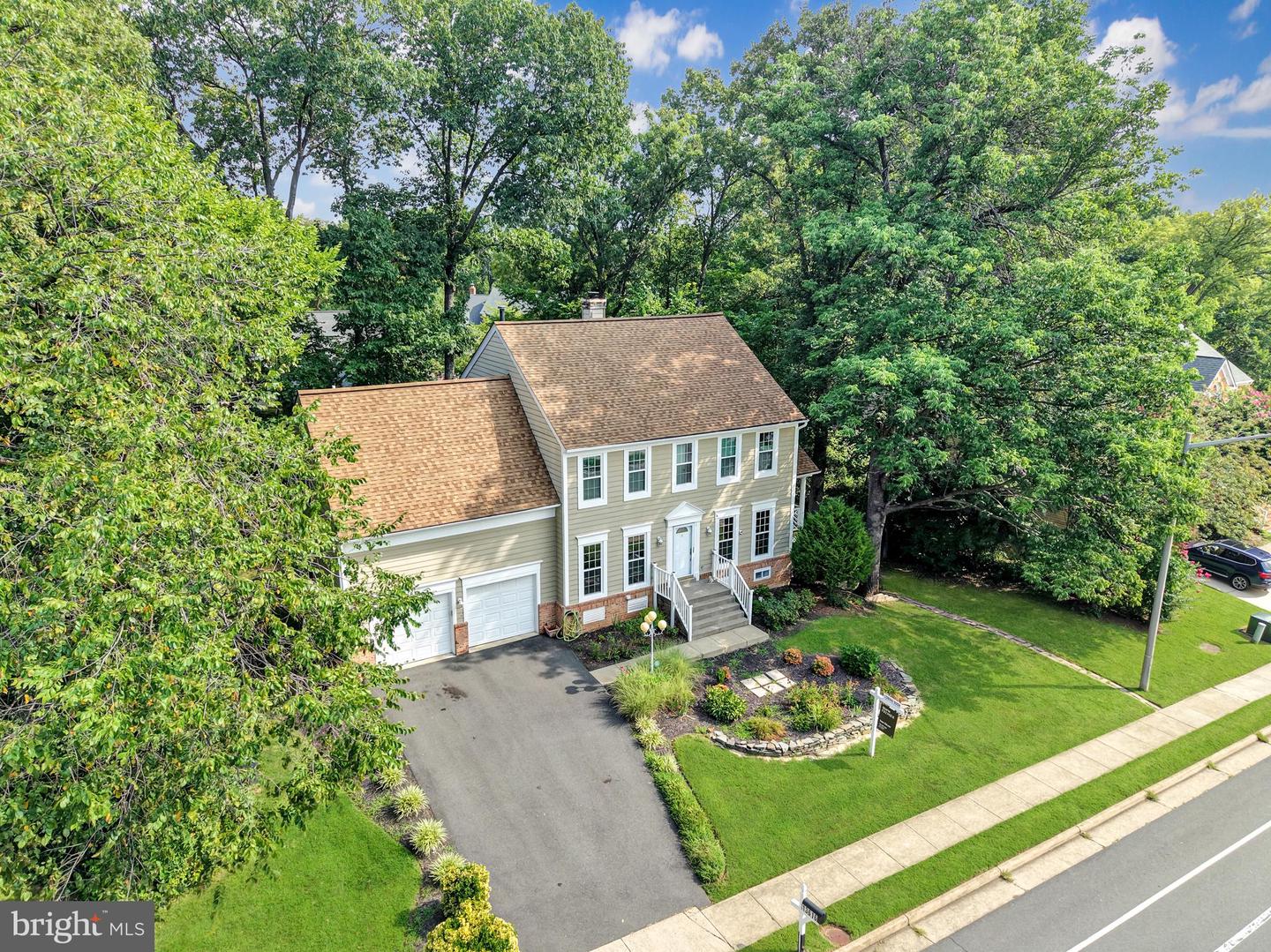 13616 NORTHBOURNE DR, CENTREVILLE, Virginia 20120, 4 Bedrooms Bedrooms, ,4 BathroomsBathrooms,Residential,For sale,13616 NORTHBOURNE DR,VAFX2259324 MLS # VAFX2259324