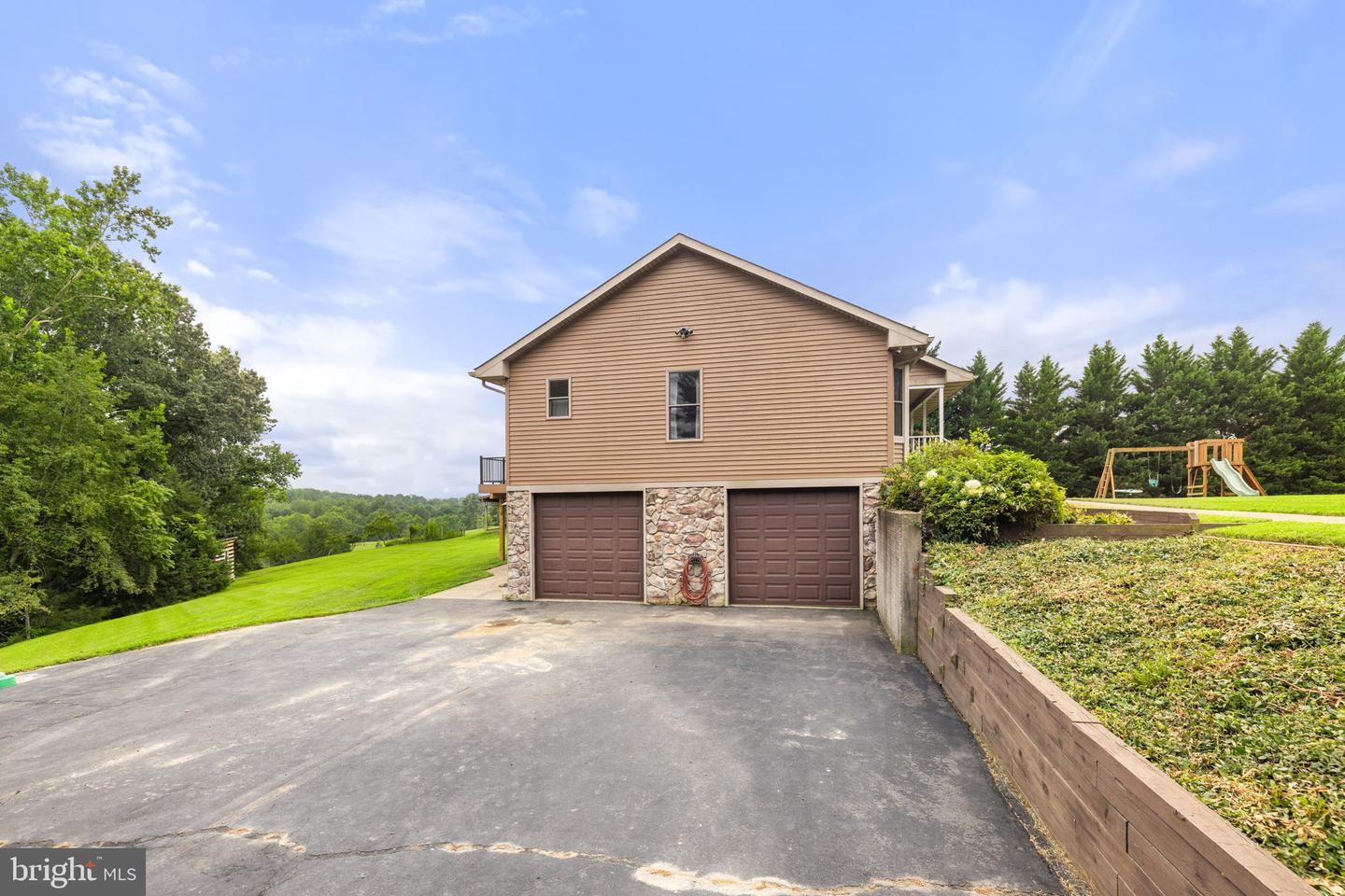12155 TUTTS MILL LN, CULPEPER, Virginia 22701, 4 Bedrooms Bedrooms, ,3 BathroomsBathrooms,Residential,For sale,12155 TUTTS MILL LN,VACU2011176 MLS # VACU2011176