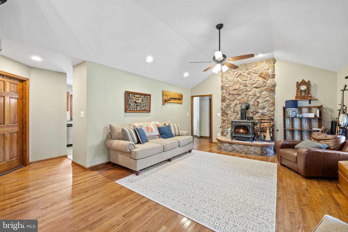12155 TUTTS MILL LN, CULPEPER, Virginia 22701, 4 Bedrooms Bedrooms, ,3 BathroomsBathrooms,Residential,For sale,12155 TUTTS MILL LN,VACU2011176 MLS # VACU2011176