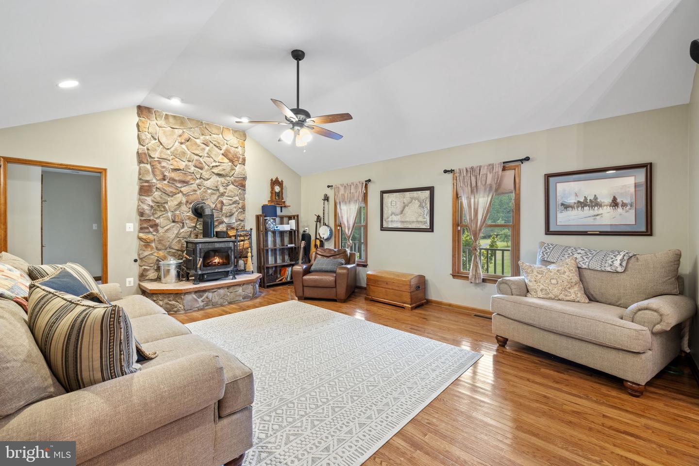 12155 TUTTS MILL LN, CULPEPER, Virginia 22701, 4 Bedrooms Bedrooms, ,3 BathroomsBathrooms,Residential,For sale,12155 TUTTS MILL LN,VACU2011176 MLS # VACU2011176