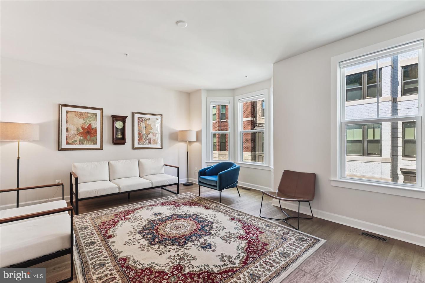 205 MARKET SQ NW #15, VIENNA, Virginia 22180, 4 Bedrooms Bedrooms, ,4 BathroomsBathrooms,Residential,For sale,205 MARKET SQ NW #15,VAFX2258998 MLS # VAFX2258998