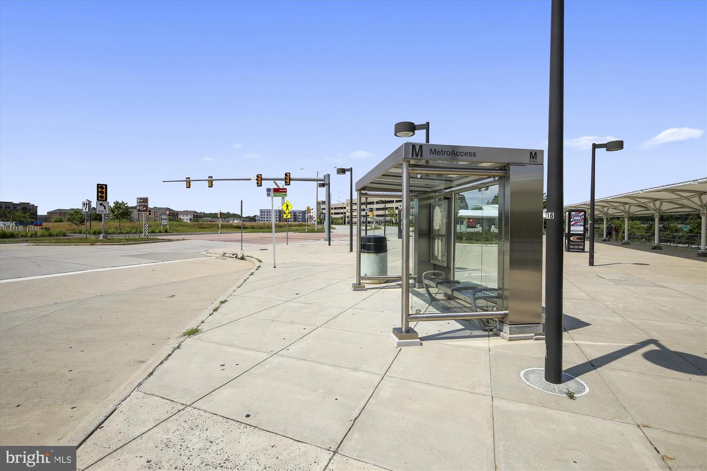 205 MARKET SQ NW #15, VIENNA, Virginia 22180, 4 Bedrooms Bedrooms, ,4 BathroomsBathrooms,Residential,For sale,205 MARKET SQ NW #15,VAFX2258998 MLS # VAFX2258998