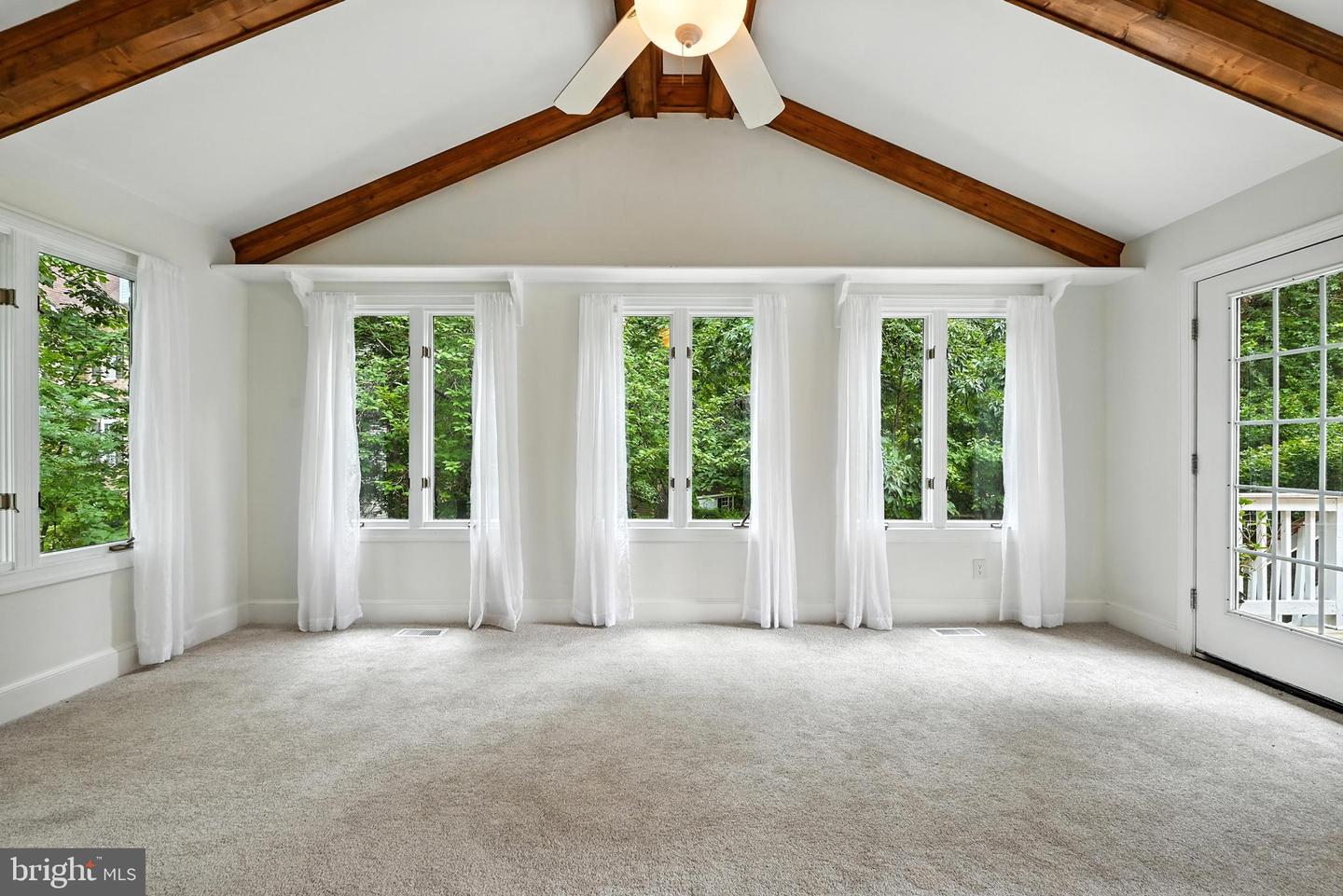 12911 CHIPSTEAD RD, CHESTER, Virginia 23831, 5 Bedrooms Bedrooms, ,2 BathroomsBathrooms,Residential,For sale,12911 CHIPSTEAD RD,VACF2001240 MLS # VACF2001240