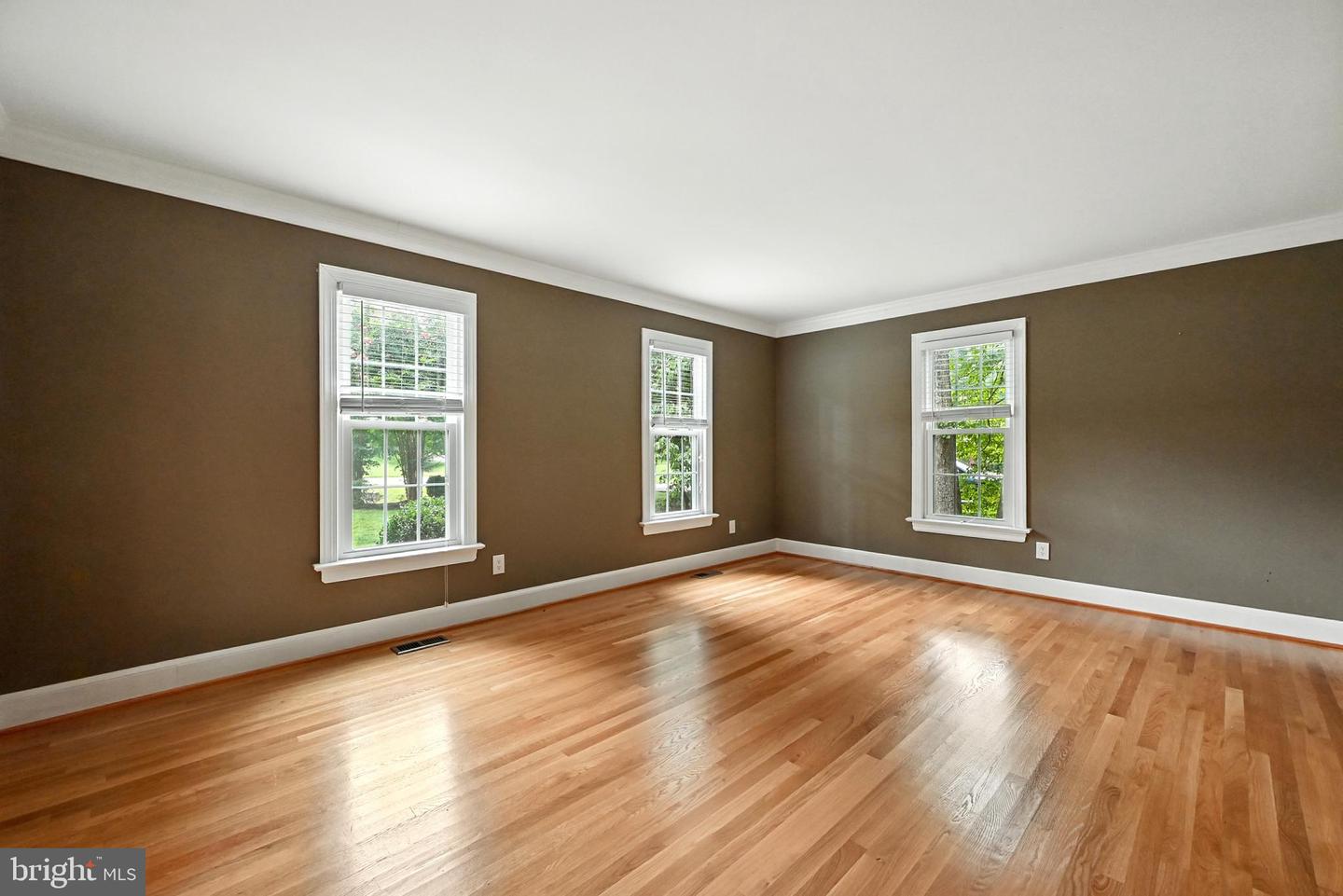 12911 CHIPSTEAD RD, CHESTER, Virginia 23831, 5 Bedrooms Bedrooms, ,2 BathroomsBathrooms,Residential,For sale,12911 CHIPSTEAD RD,VACF2001240 MLS # VACF2001240