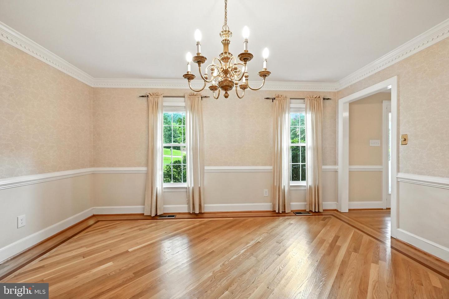 12911 CHIPSTEAD RD, CHESTER, Virginia 23831, 5 Bedrooms Bedrooms, ,2 BathroomsBathrooms,Residential,For sale,12911 CHIPSTEAD RD,VACF2001240 MLS # VACF2001240