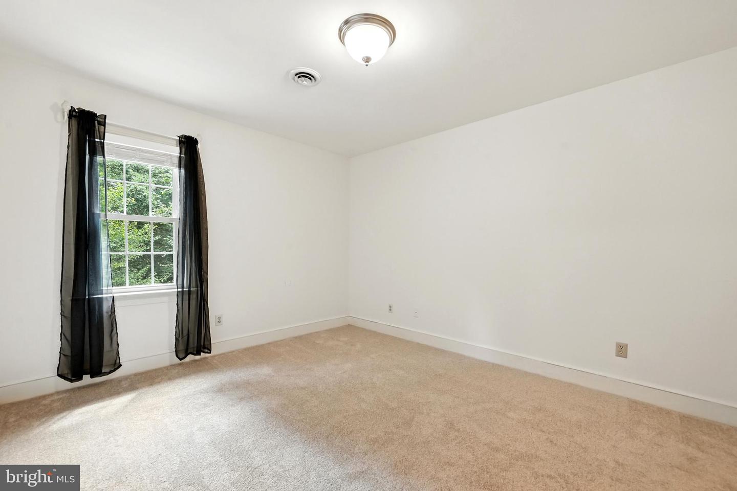 12911 CHIPSTEAD RD, CHESTER, Virginia 23831, 5 Bedrooms Bedrooms, ,2 BathroomsBathrooms,Residential,For sale,12911 CHIPSTEAD RD,VACF2001240 MLS # VACF2001240