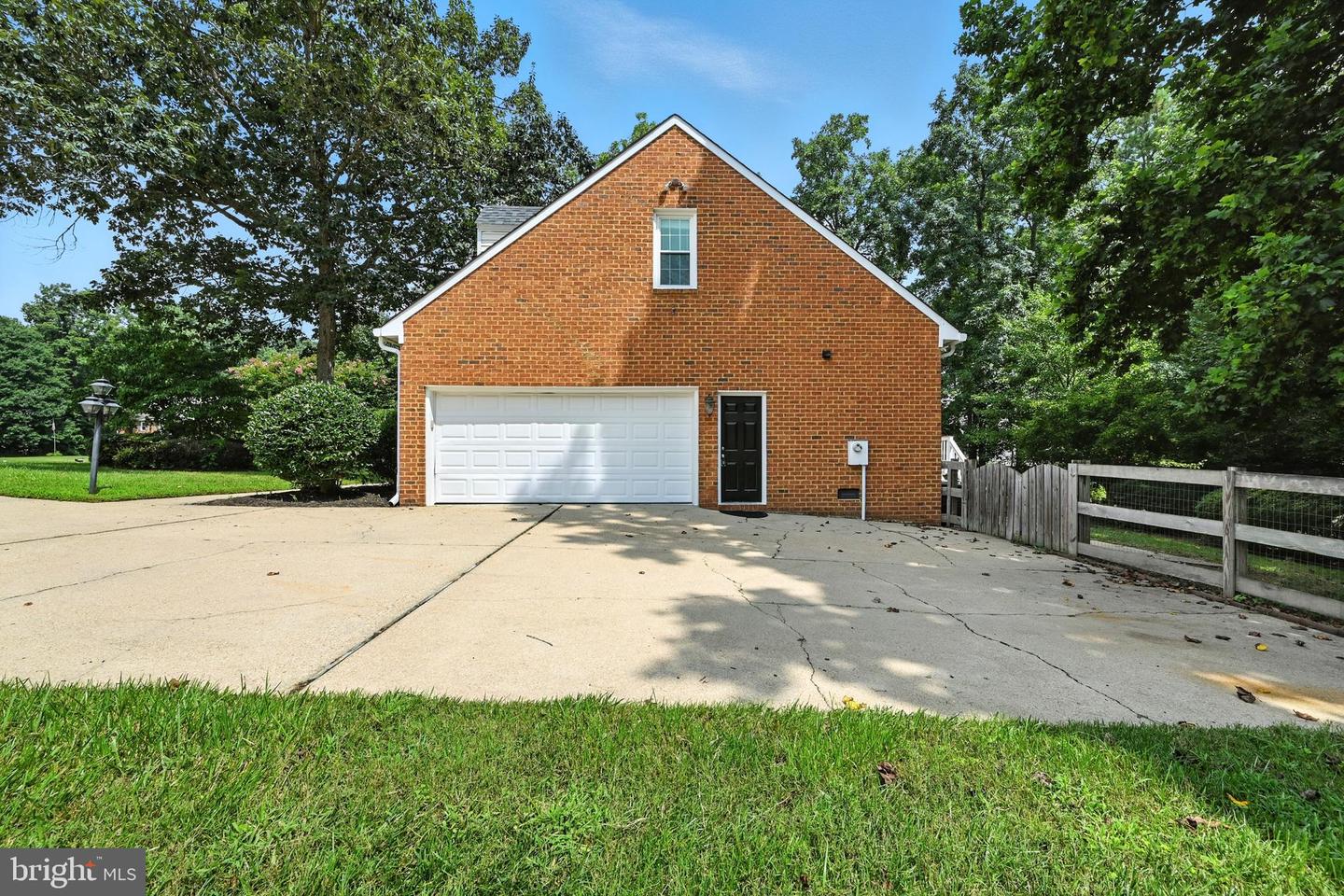 12911 CHIPSTEAD RD, CHESTER, Virginia 23831, 5 Bedrooms Bedrooms, ,2 BathroomsBathrooms,Residential,For sale,12911 CHIPSTEAD RD,VACF2001240 MLS # VACF2001240