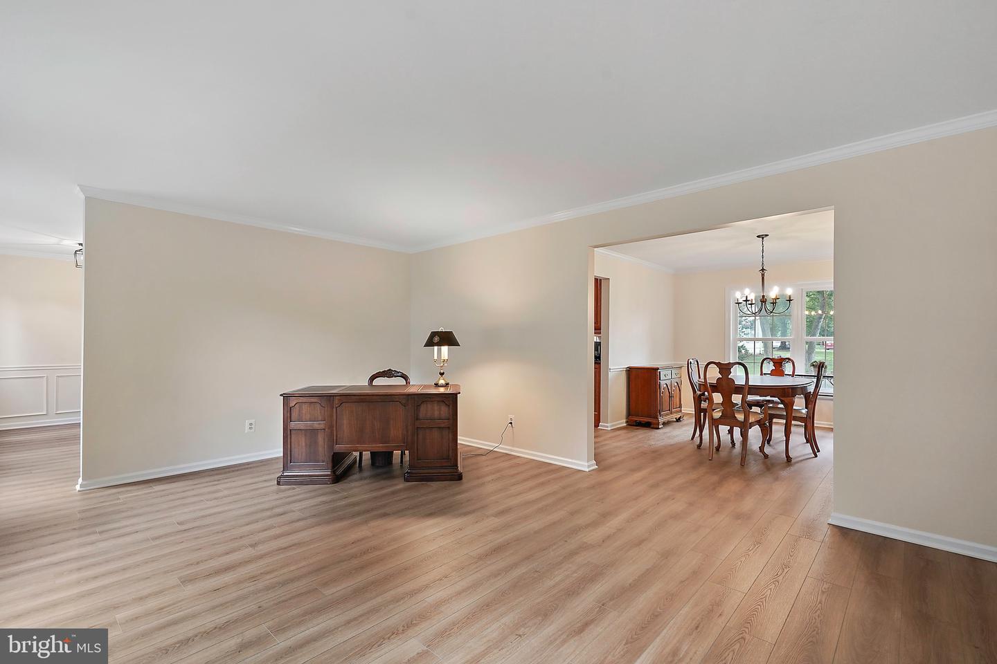 13430 BLACK GUM CT, CHANTILLY, Virginia 20151, 4 Bedrooms Bedrooms, 12 Rooms Rooms,2 BathroomsBathrooms,Residential,For sale,13430 BLACK GUM CT,VAFX2259054 MLS # VAFX2259054