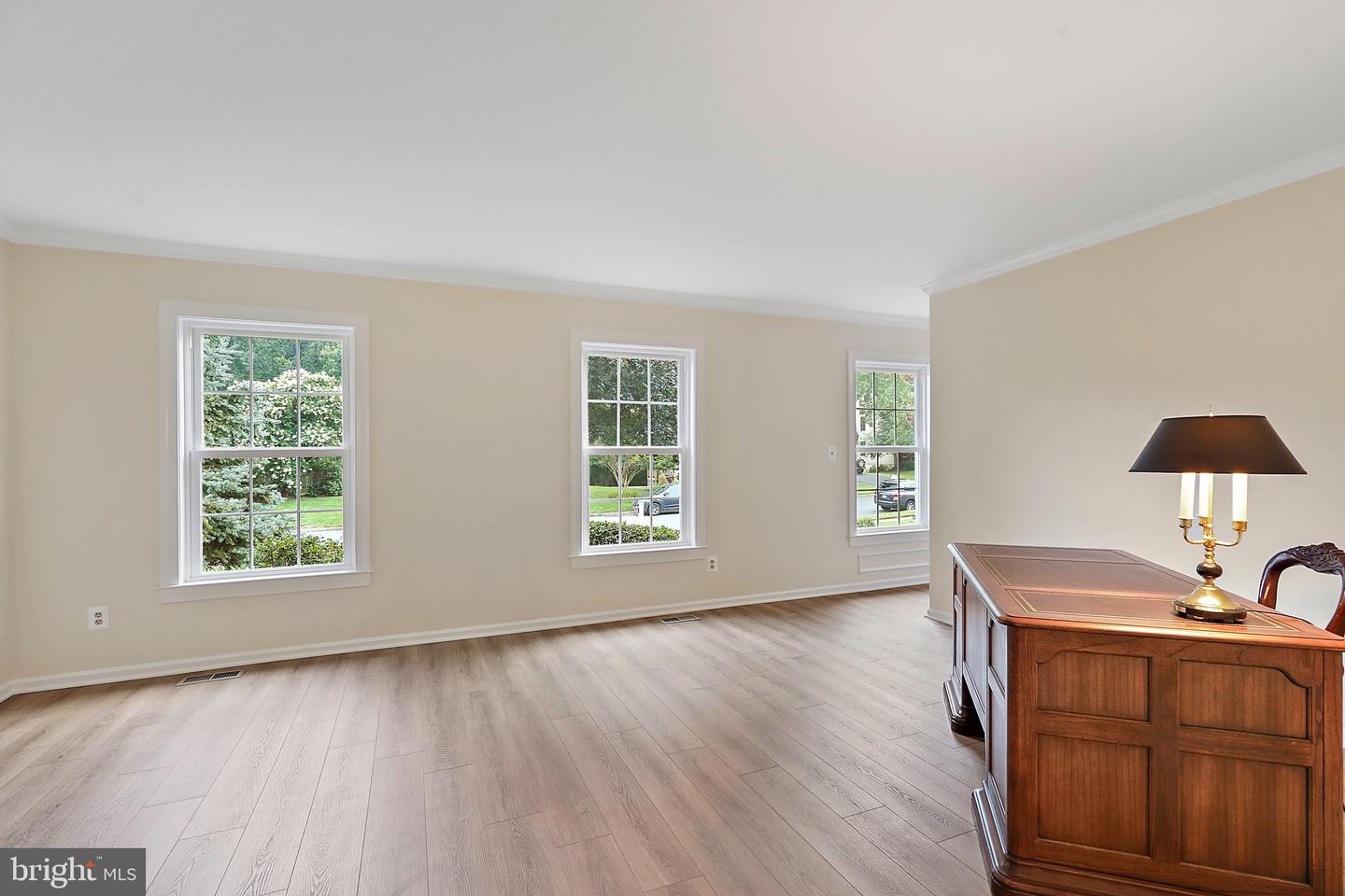 13430 BLACK GUM CT, CHANTILLY, Virginia 20151, 4 Bedrooms Bedrooms, 12 Rooms Rooms,2 BathroomsBathrooms,Residential,For sale,13430 BLACK GUM CT,VAFX2259054 MLS # VAFX2259054
